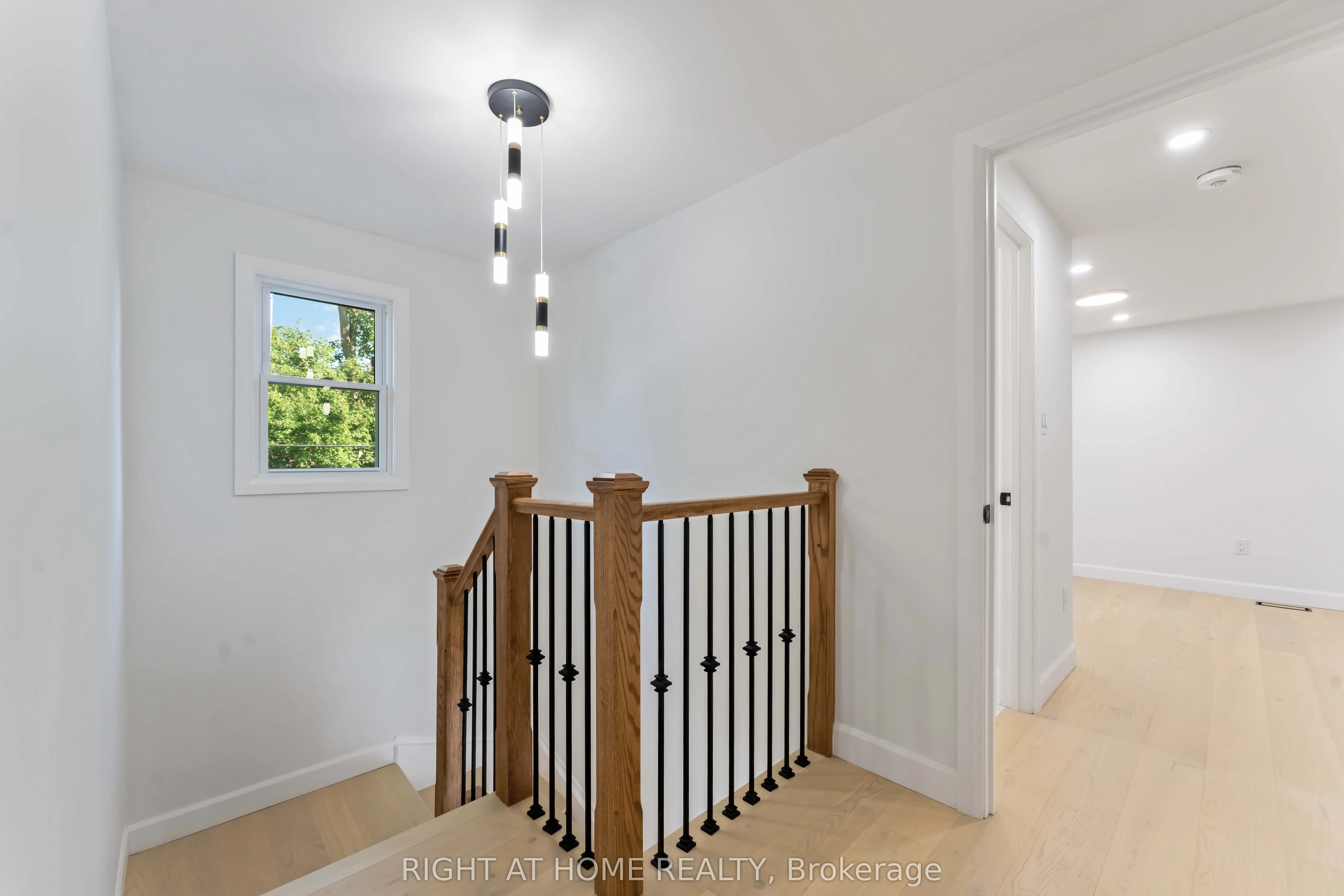 2700 Priscilla Street