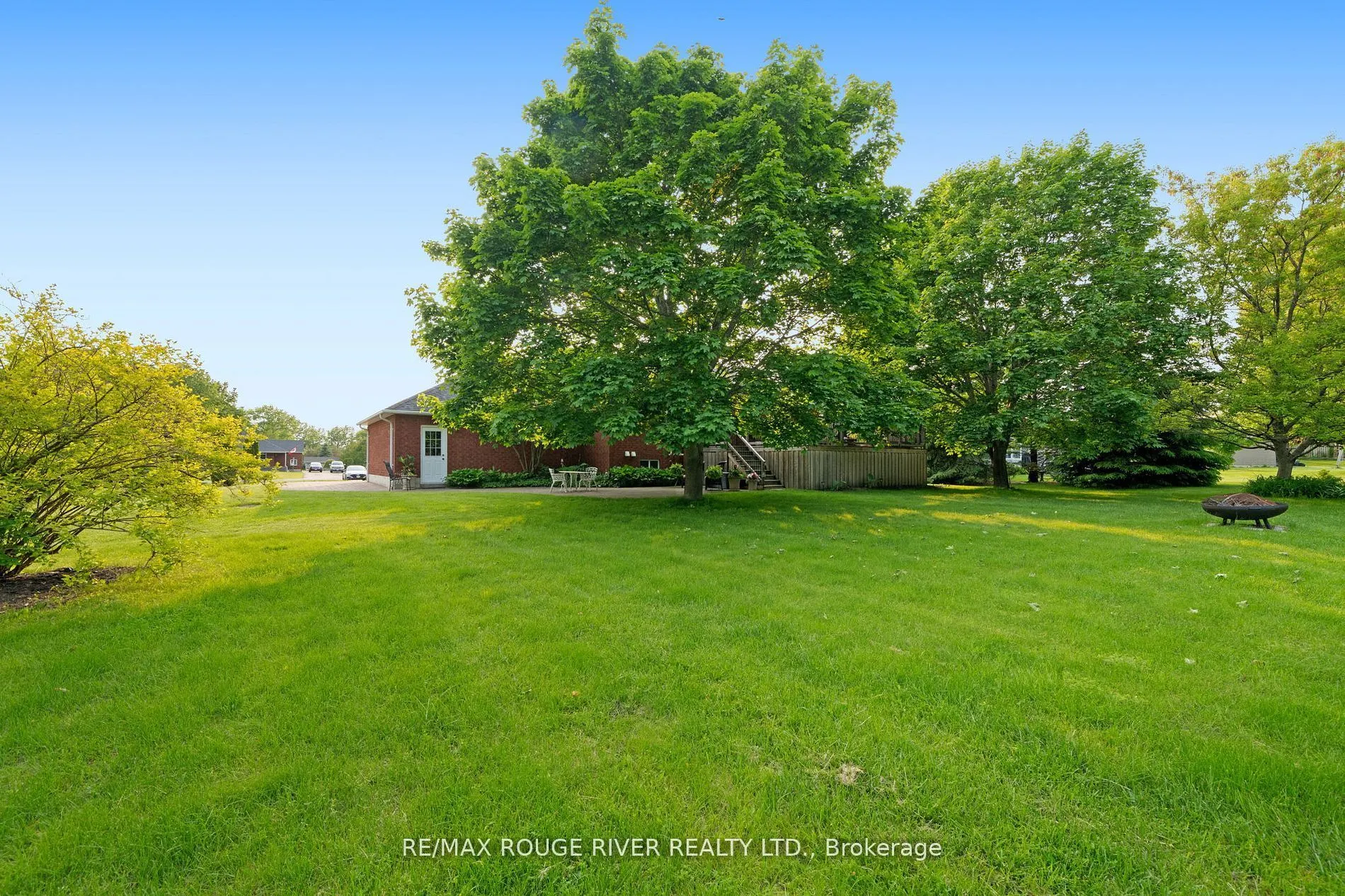 14 Deerfield Drive