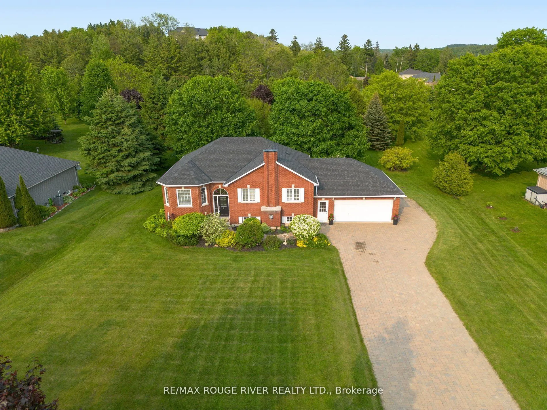 14 Deerfield Drive