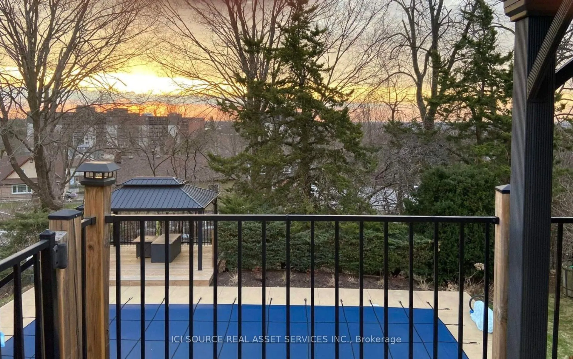 14 Montague Court