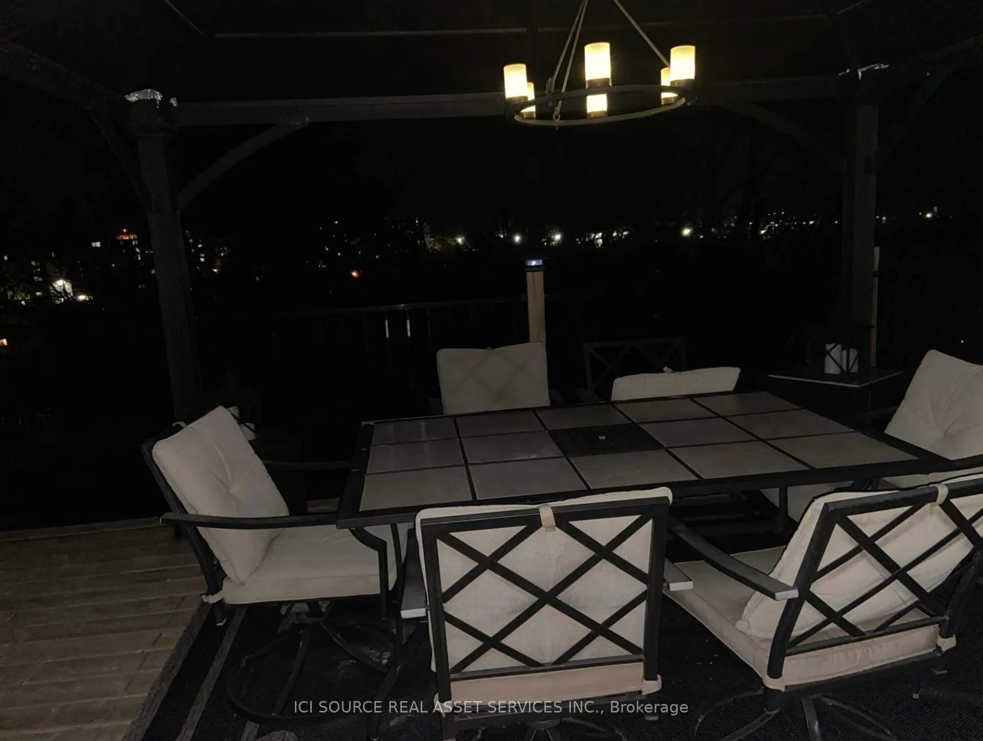 14 Montague Court