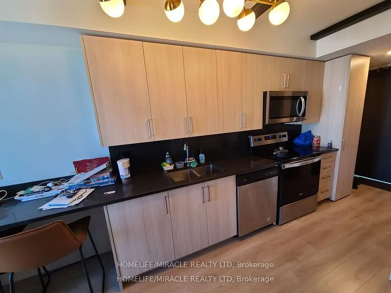 145 columbia St W Street, #725
