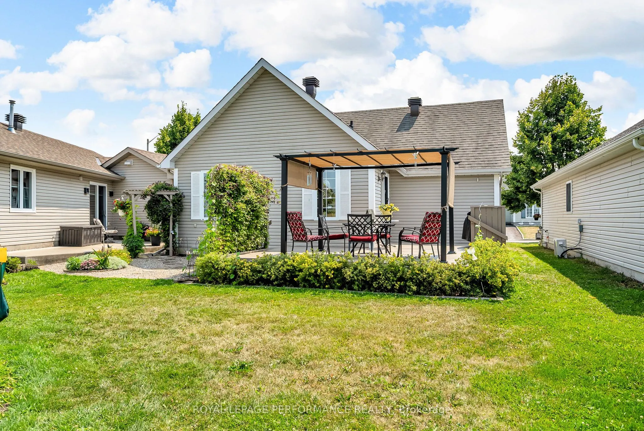 1526 Frank Court