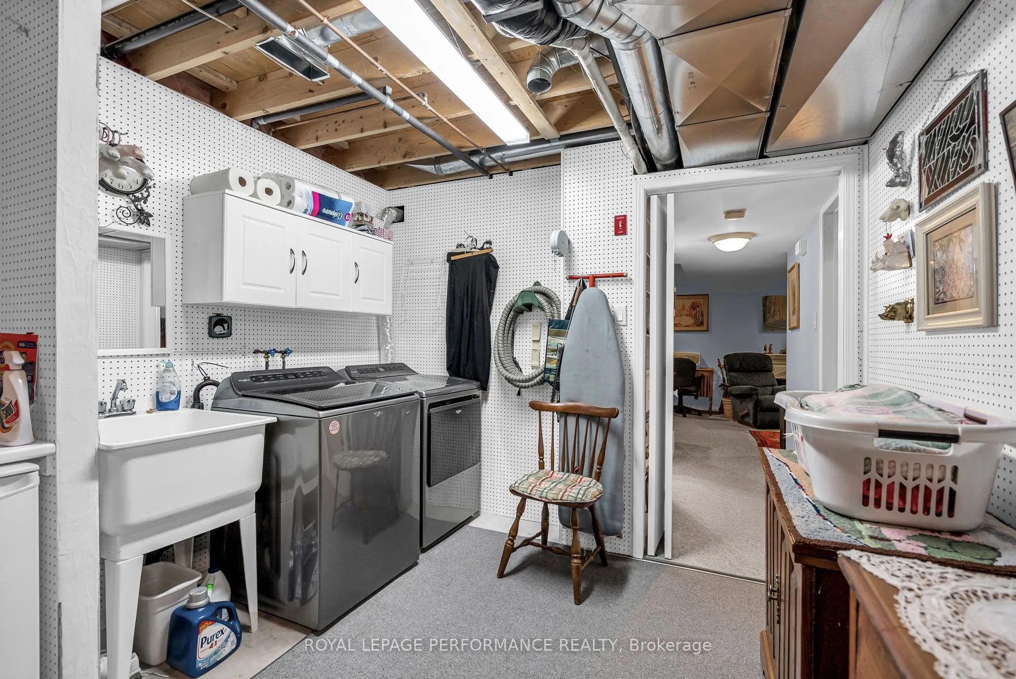 1526 Frank Court