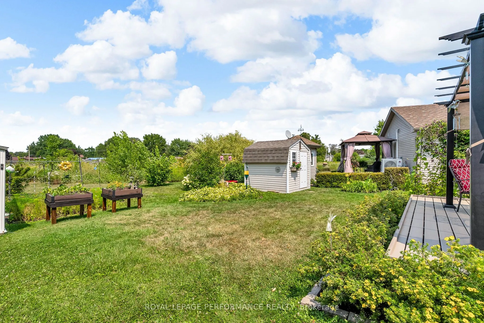 1526 Frank Court