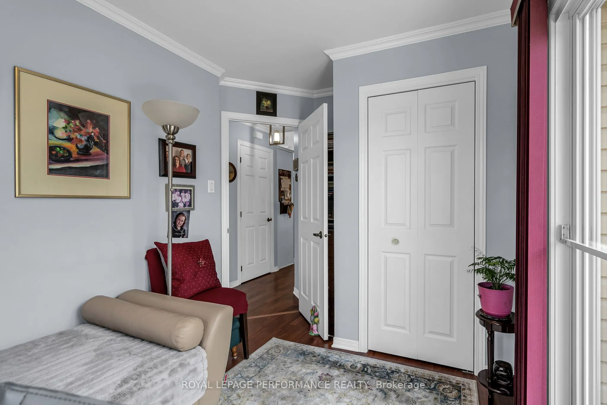 1526 Frank Court