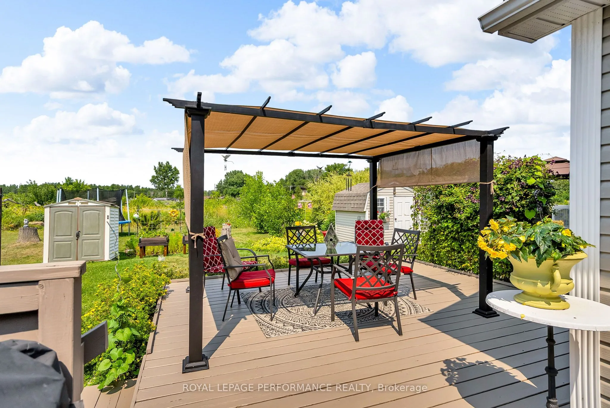 1526 Frank Court