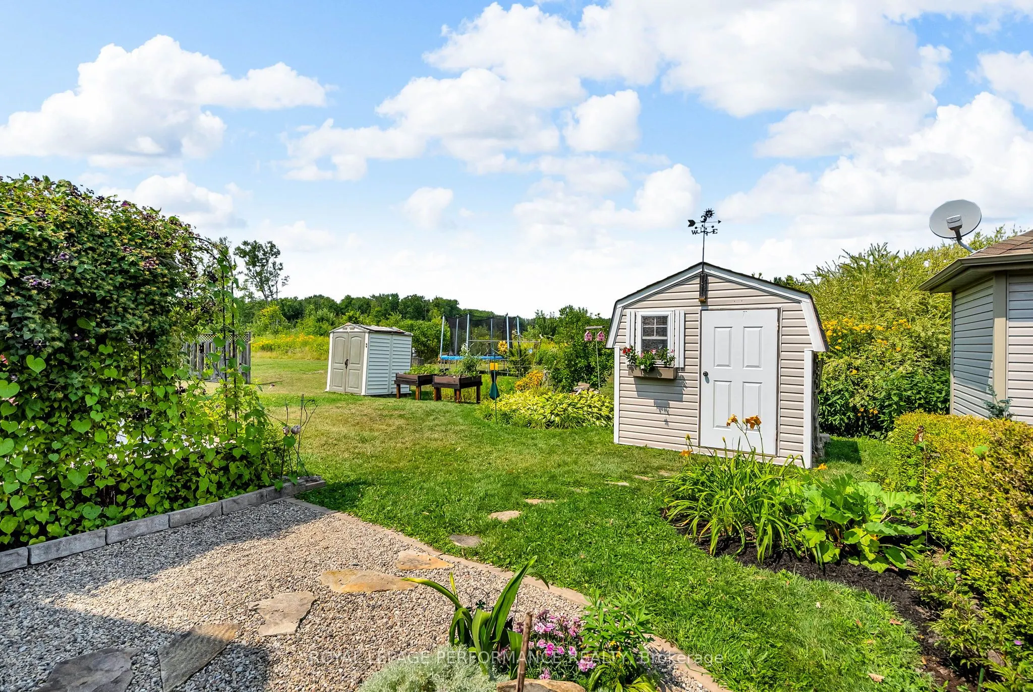 1526 Frank Court
