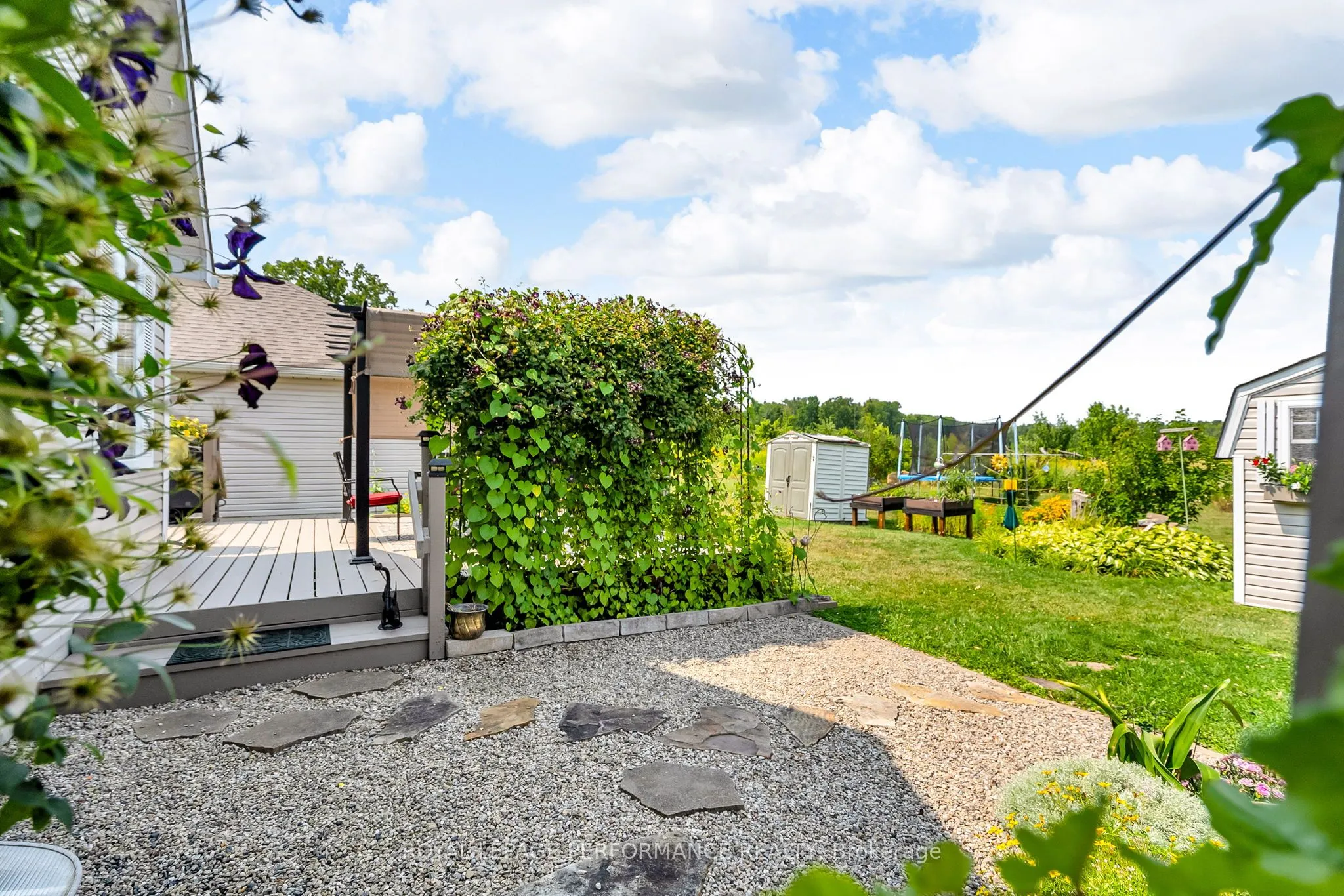 1526 Frank Court