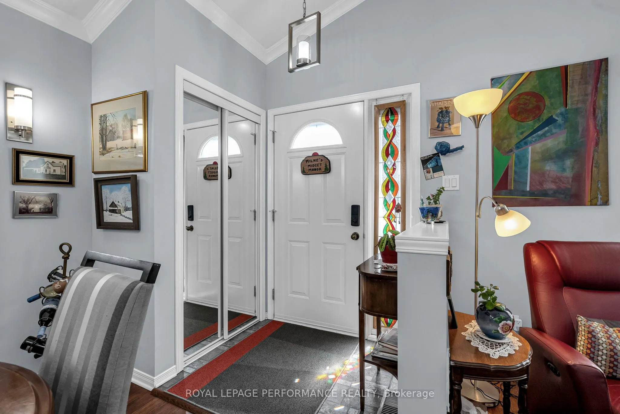 1526 Frank Court