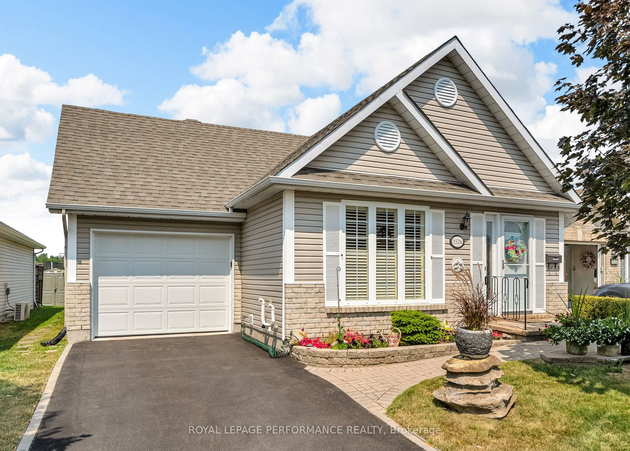 1526 Frank Court