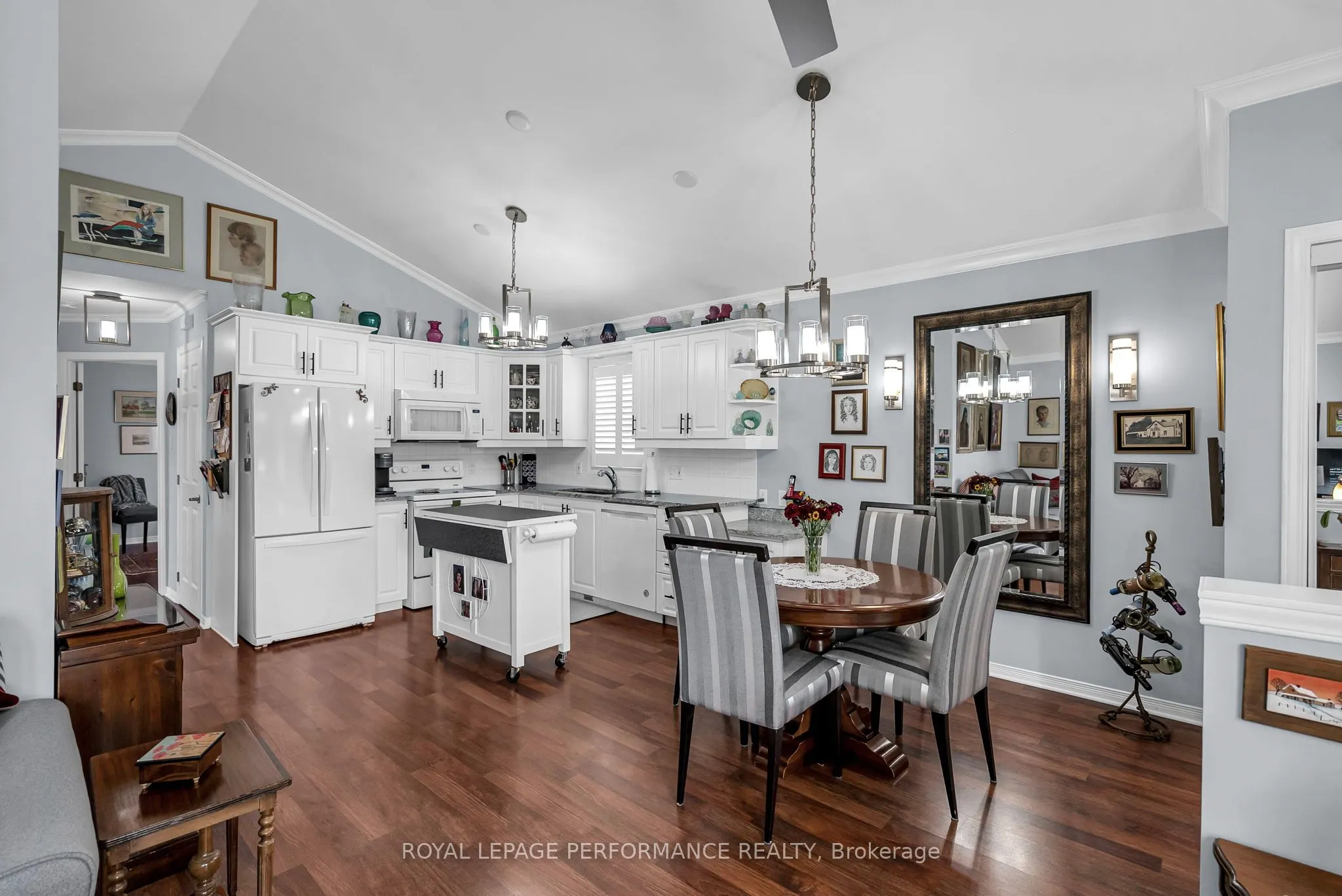 1526 Frank Court