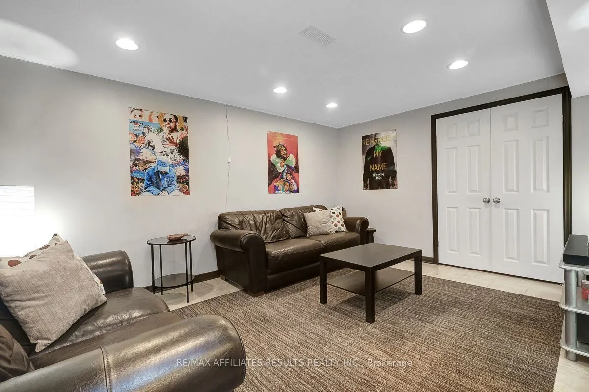 35 Crantham Crescent