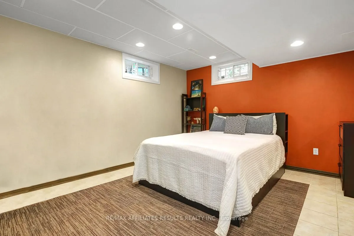 35 Crantham Crescent