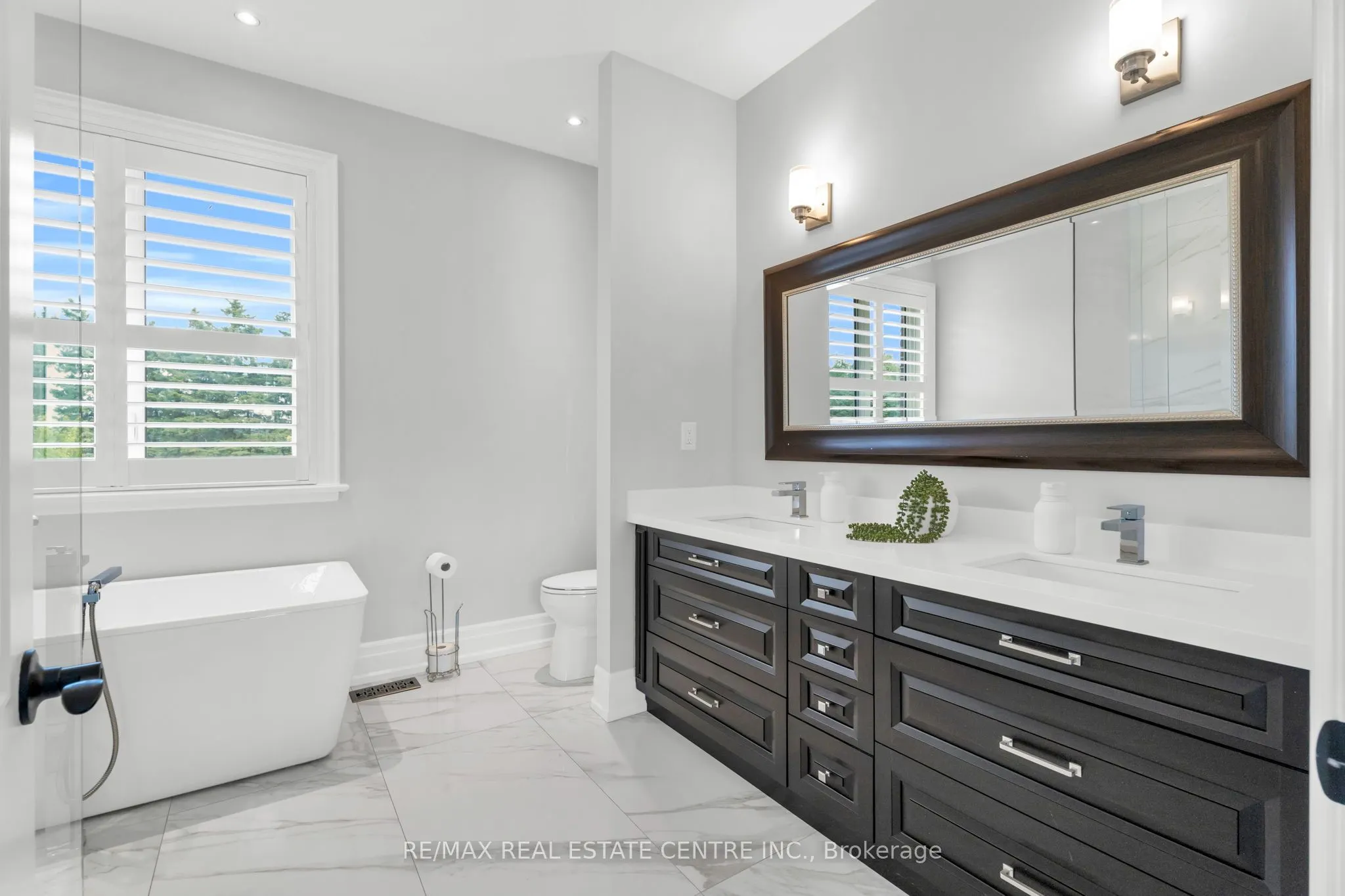 023181 Erin East Garafraxa Townline