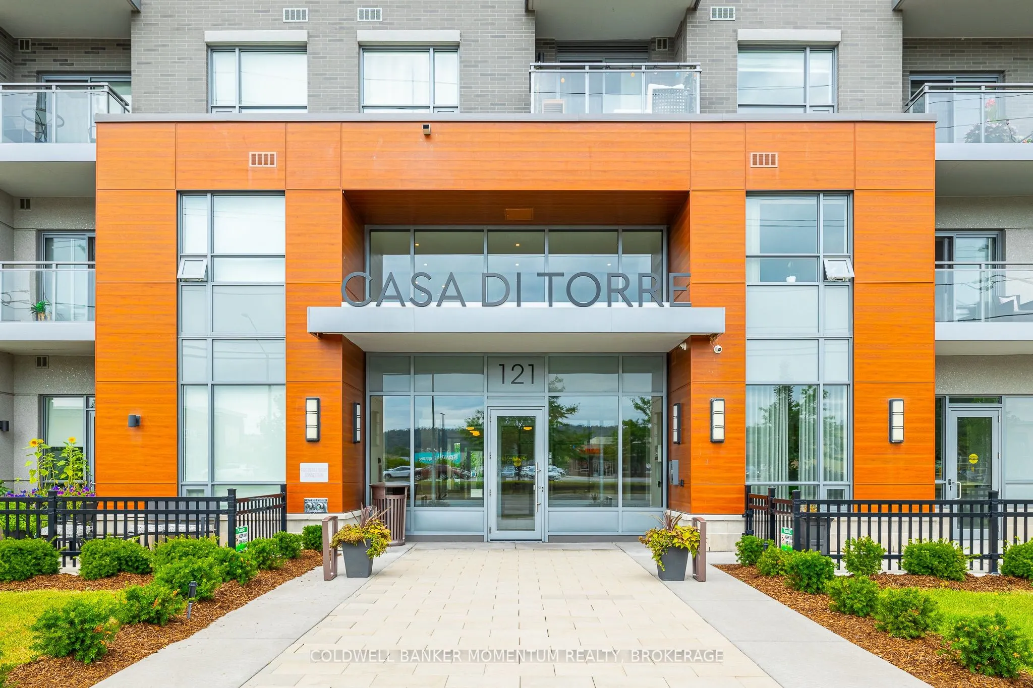 121 Highway 8, #416