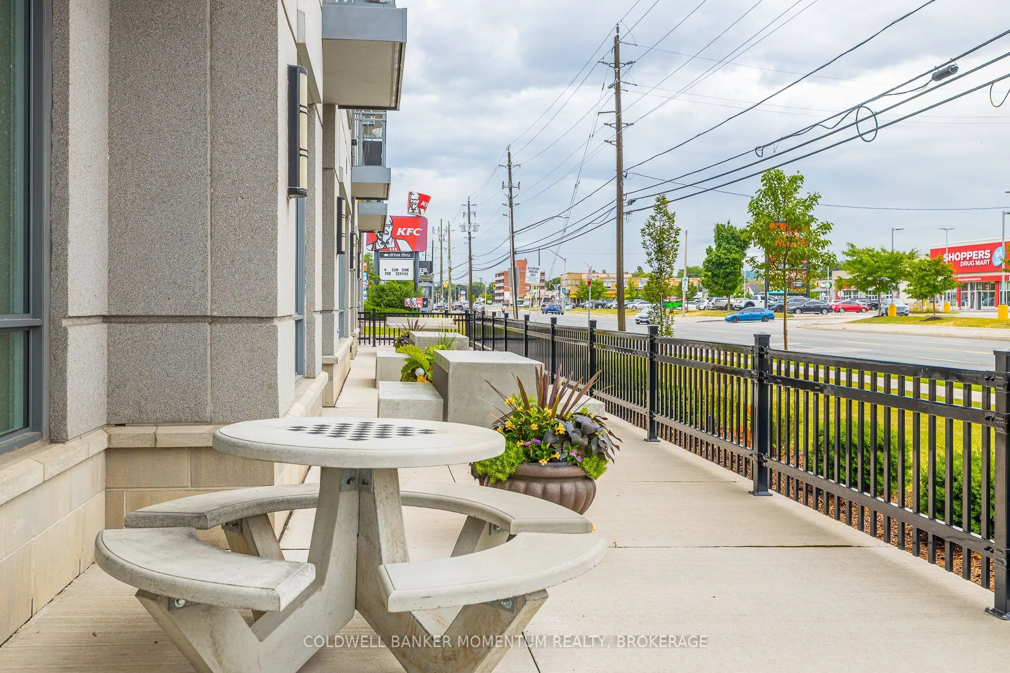121 Highway 8, #416