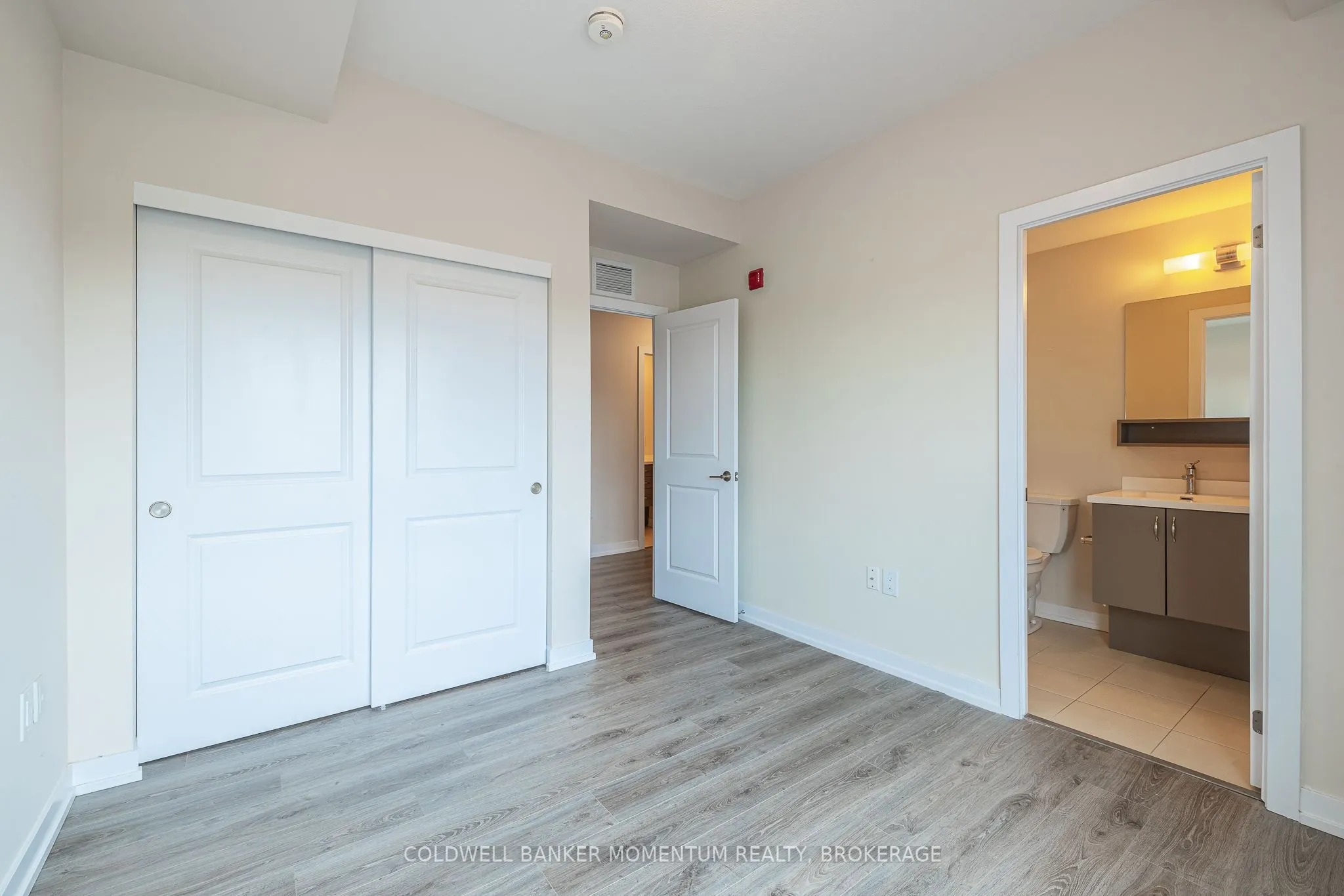 121 Highway 8, #416