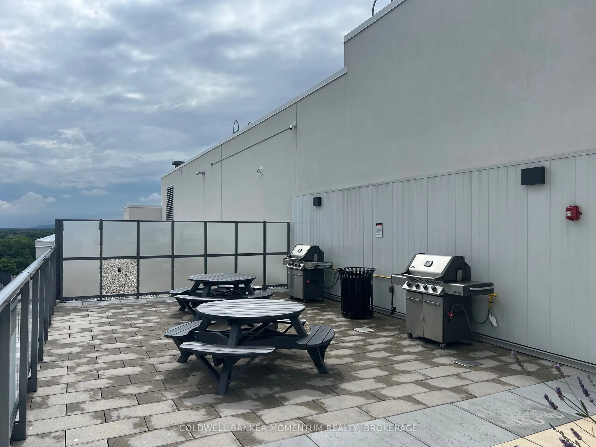 121 Highway 8, #416