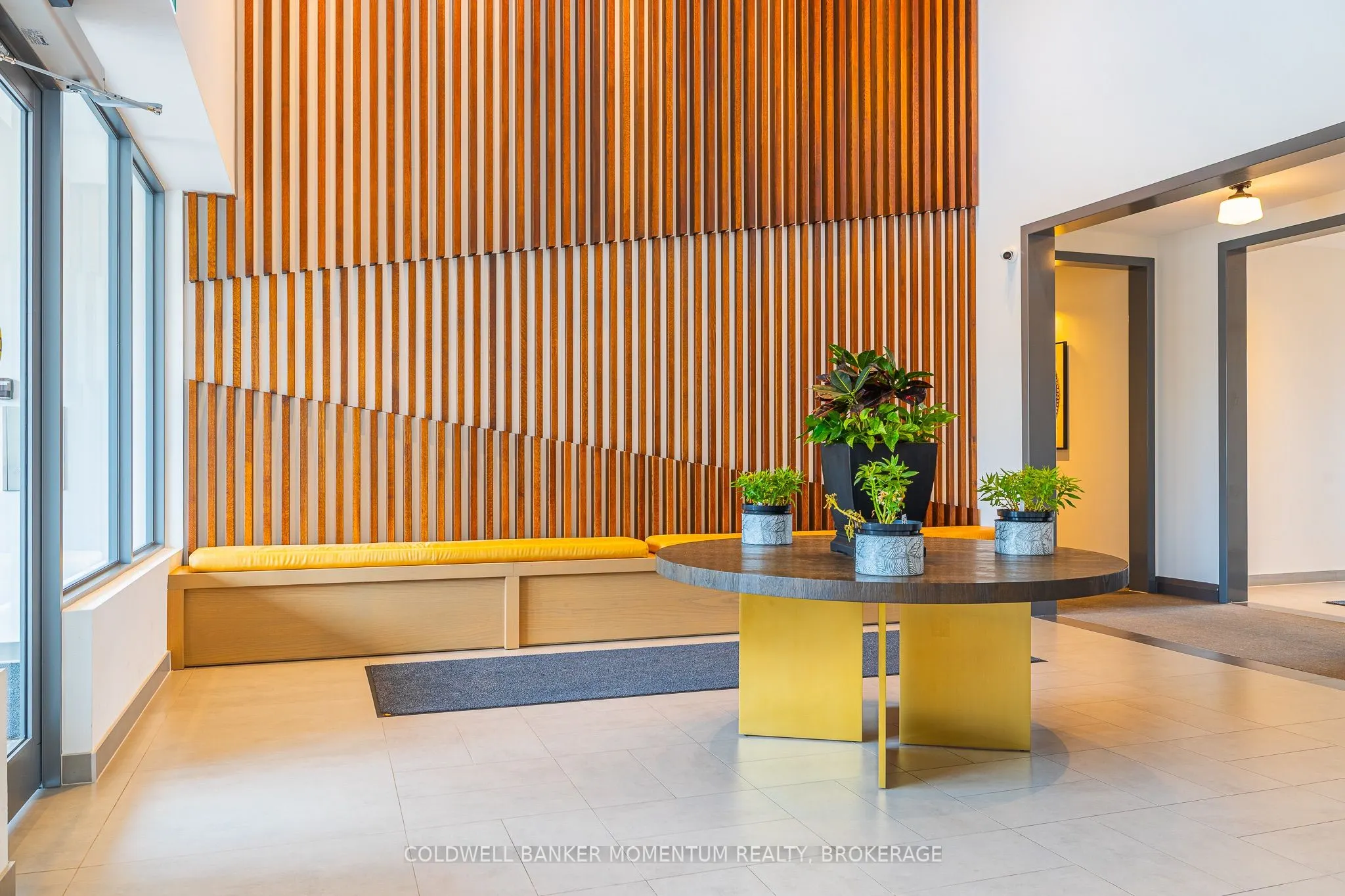 121 Highway 8, #416