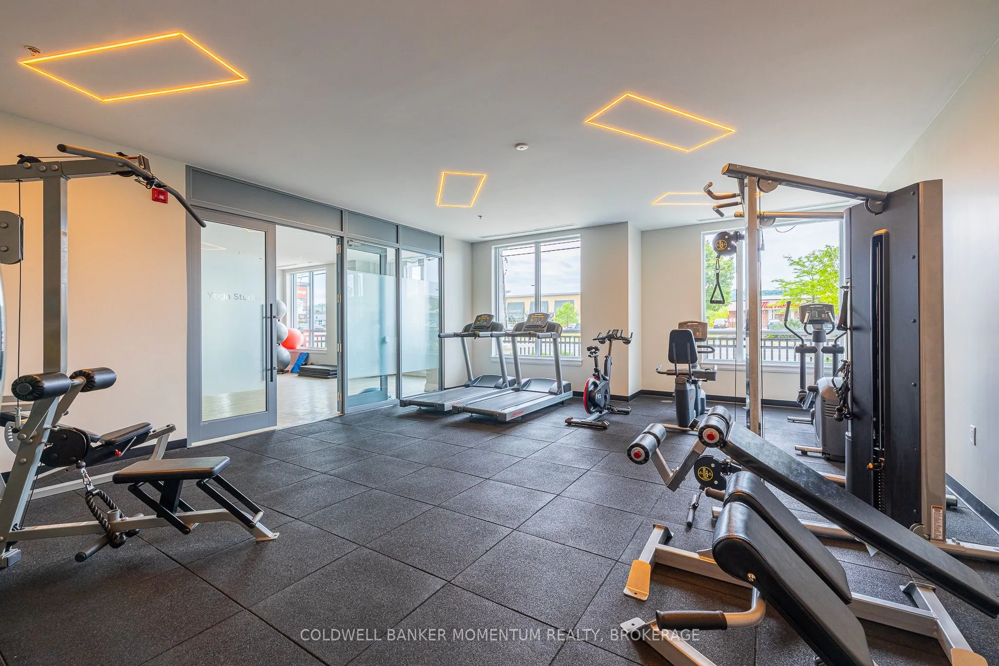 121 Highway 8, #416