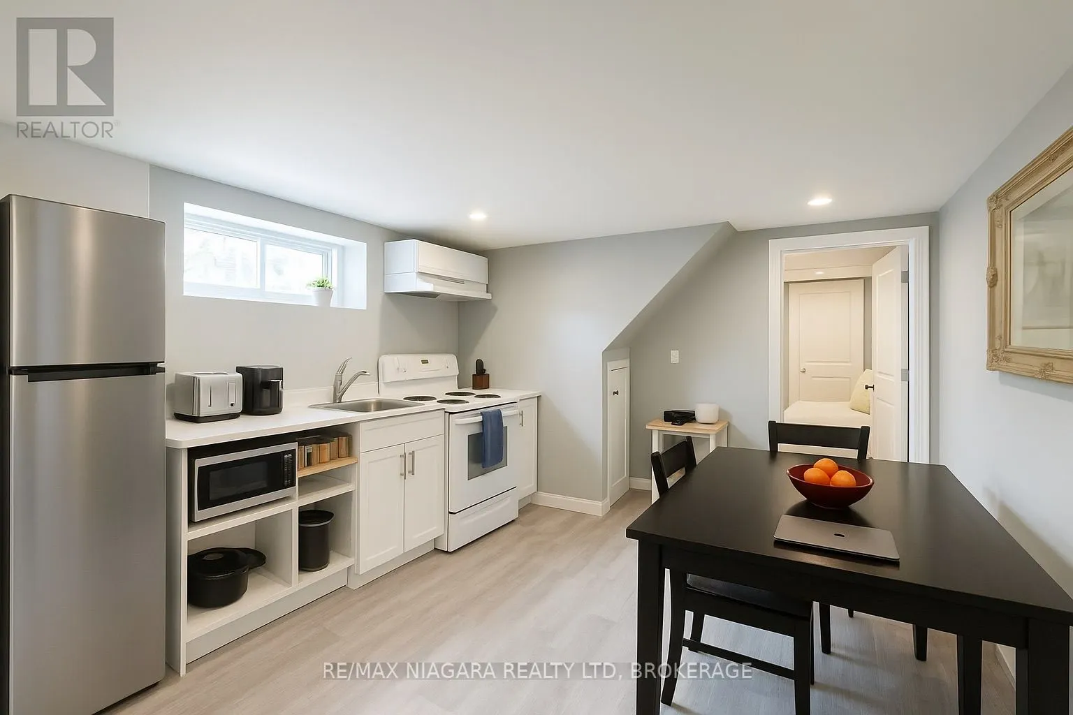 136 CLARKE Street, #Lower