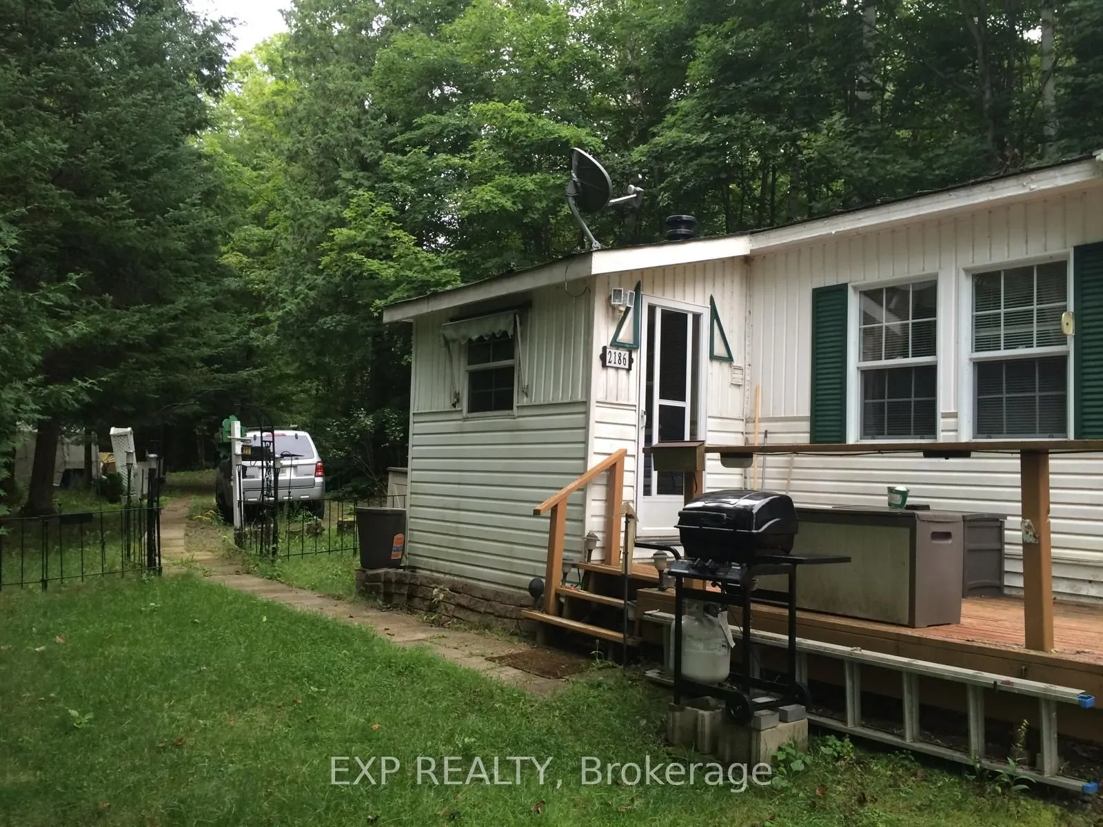 2186 Salerno Lake Road
