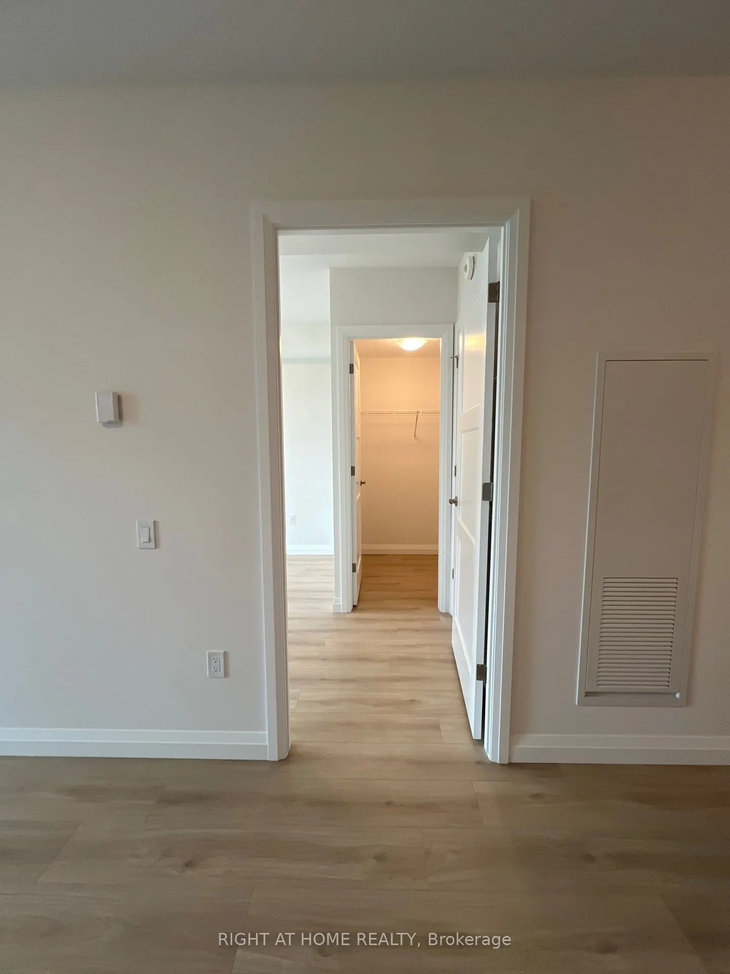 93 arthur Street, #808