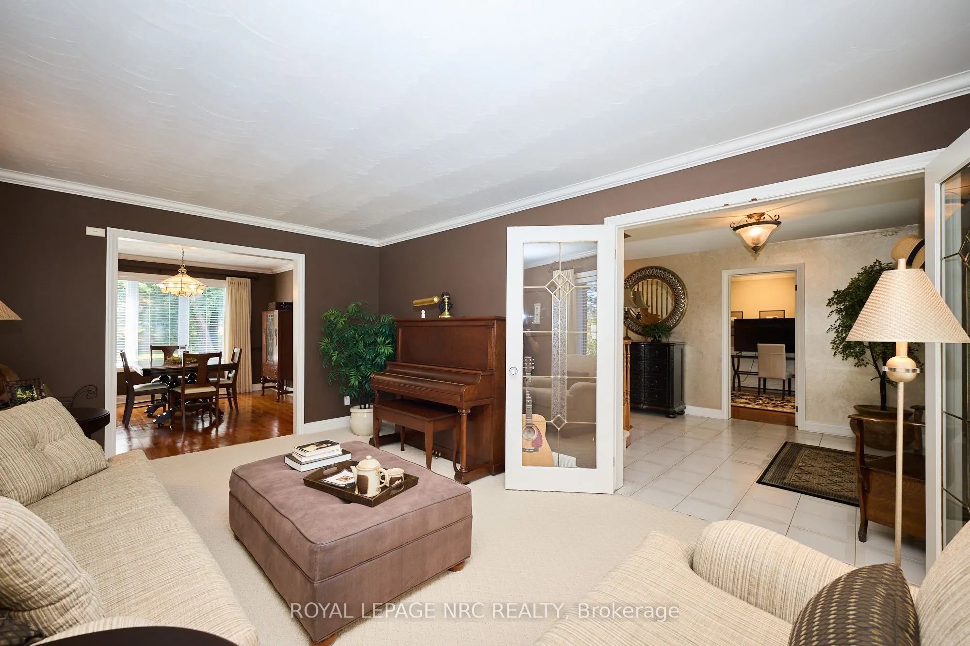 14 SHORTHILL Place