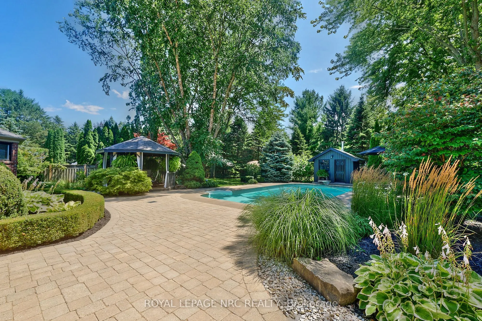 14 SHORTHILL Place