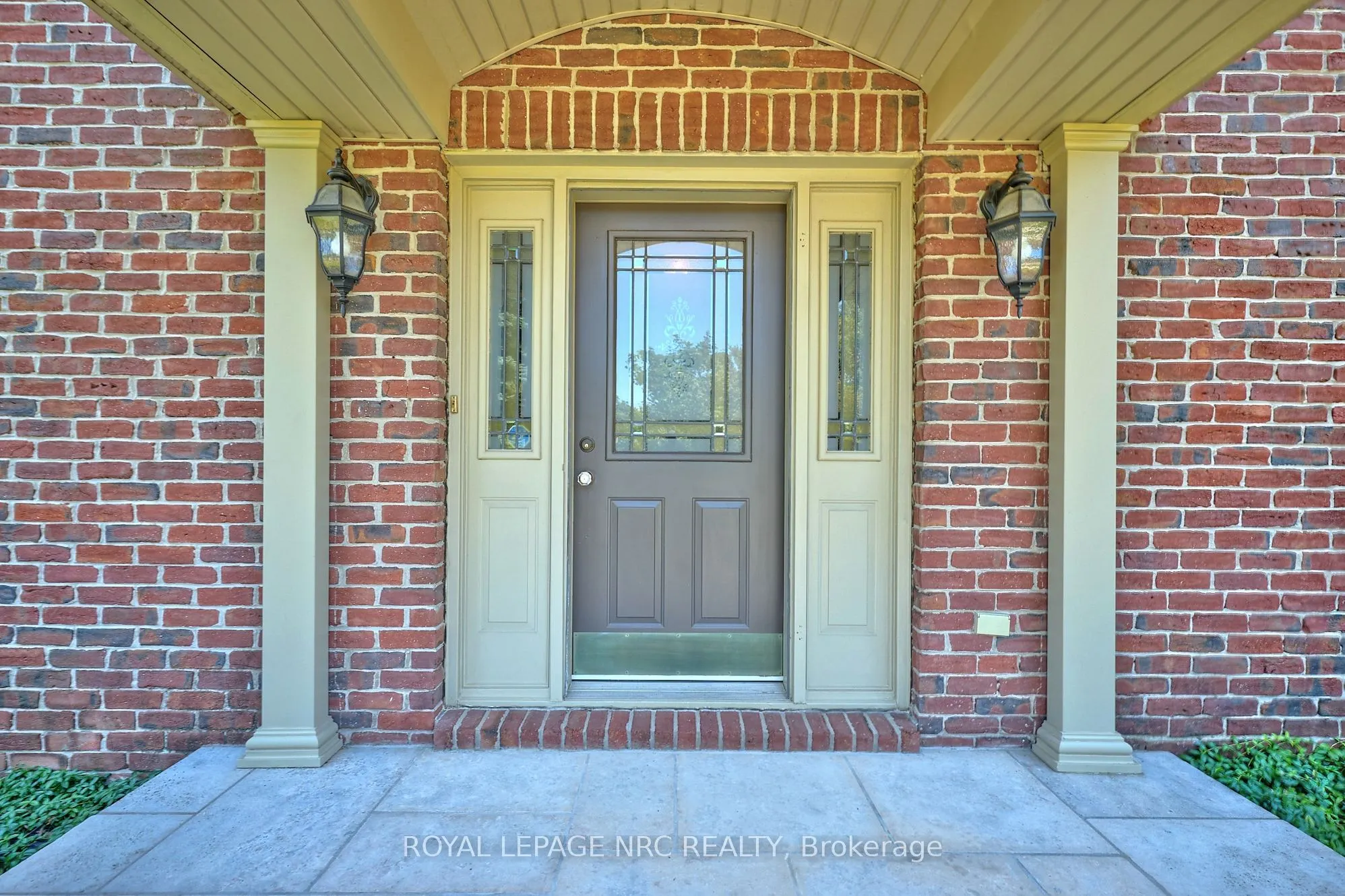 14 SHORTHILL Place