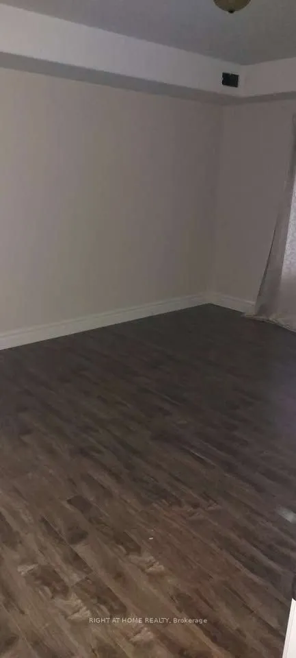 870 Howard Avenue, #2