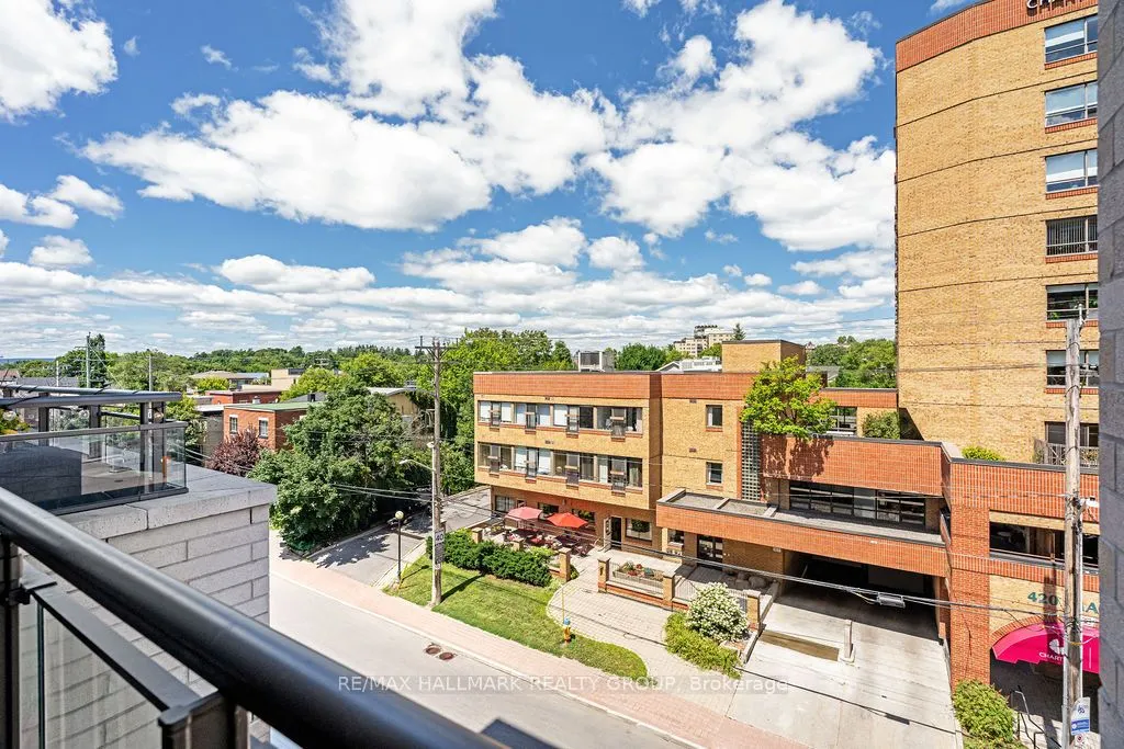411 Mackay Street, #401
