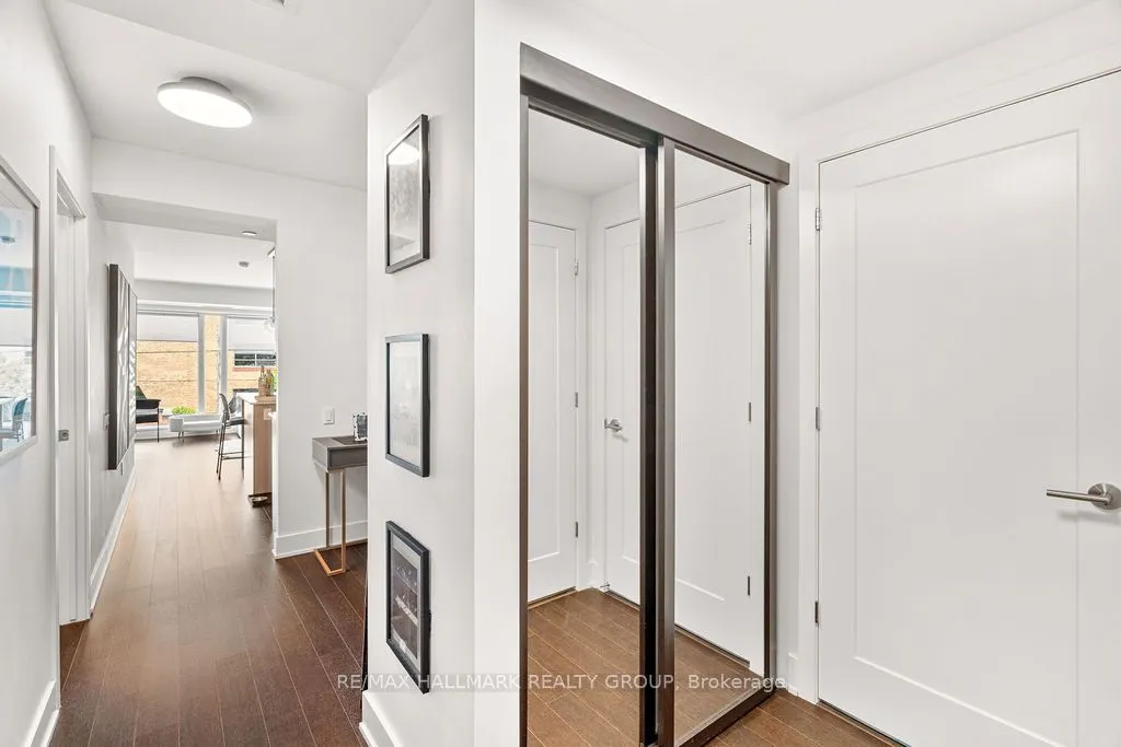 411 Mackay Street, #401