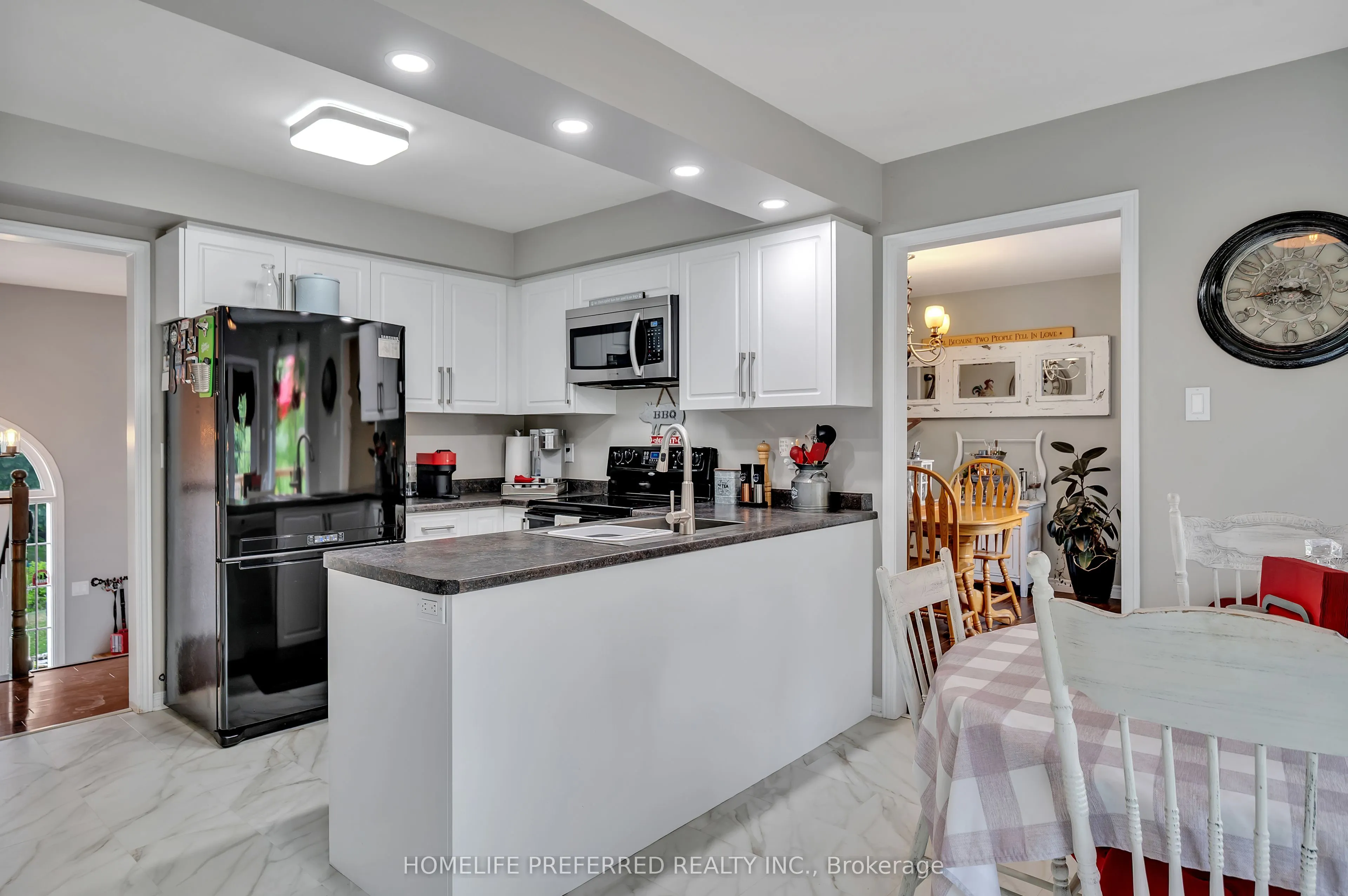 2403 Kennedy Drive