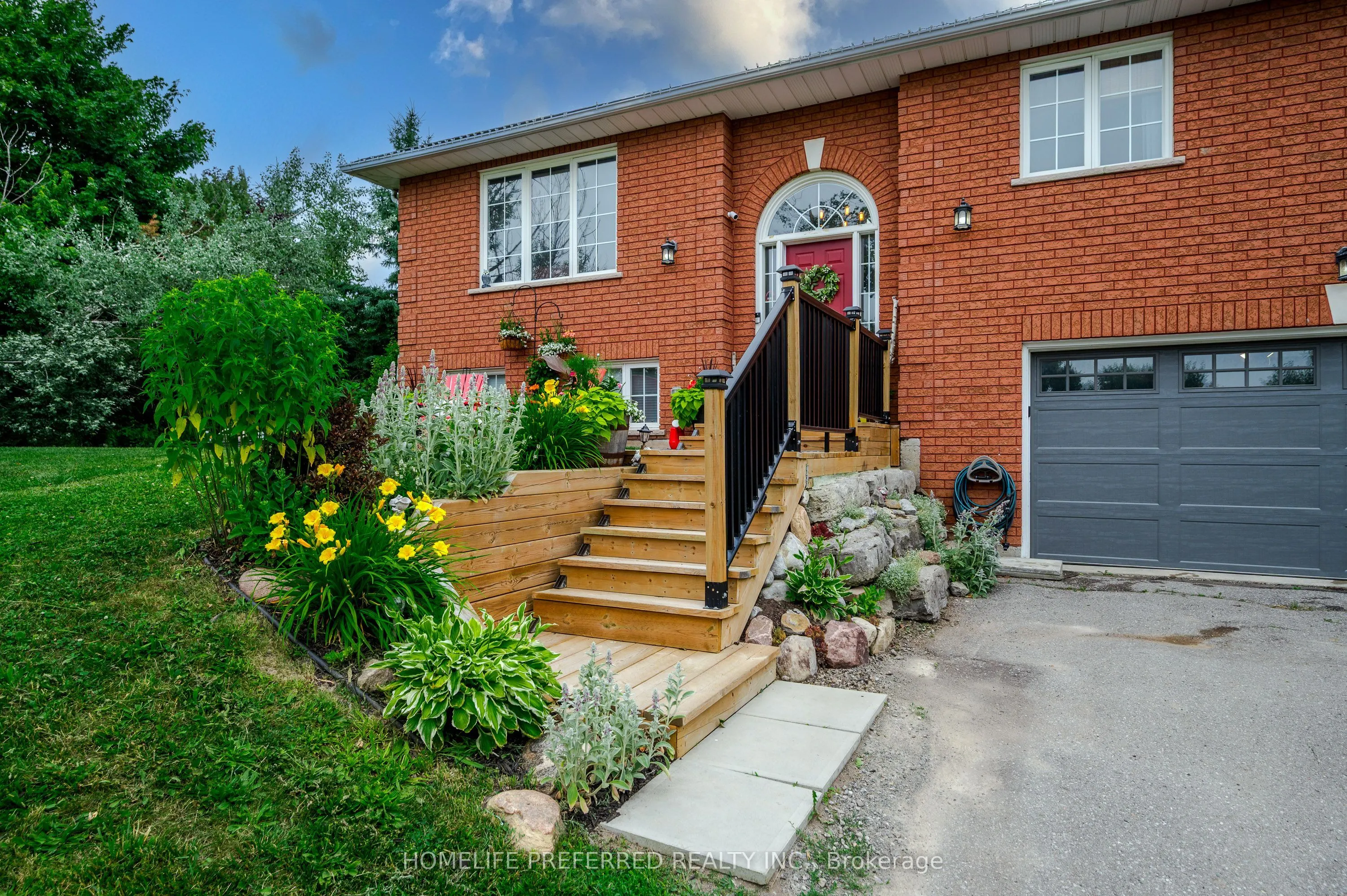 2403 Kennedy Drive