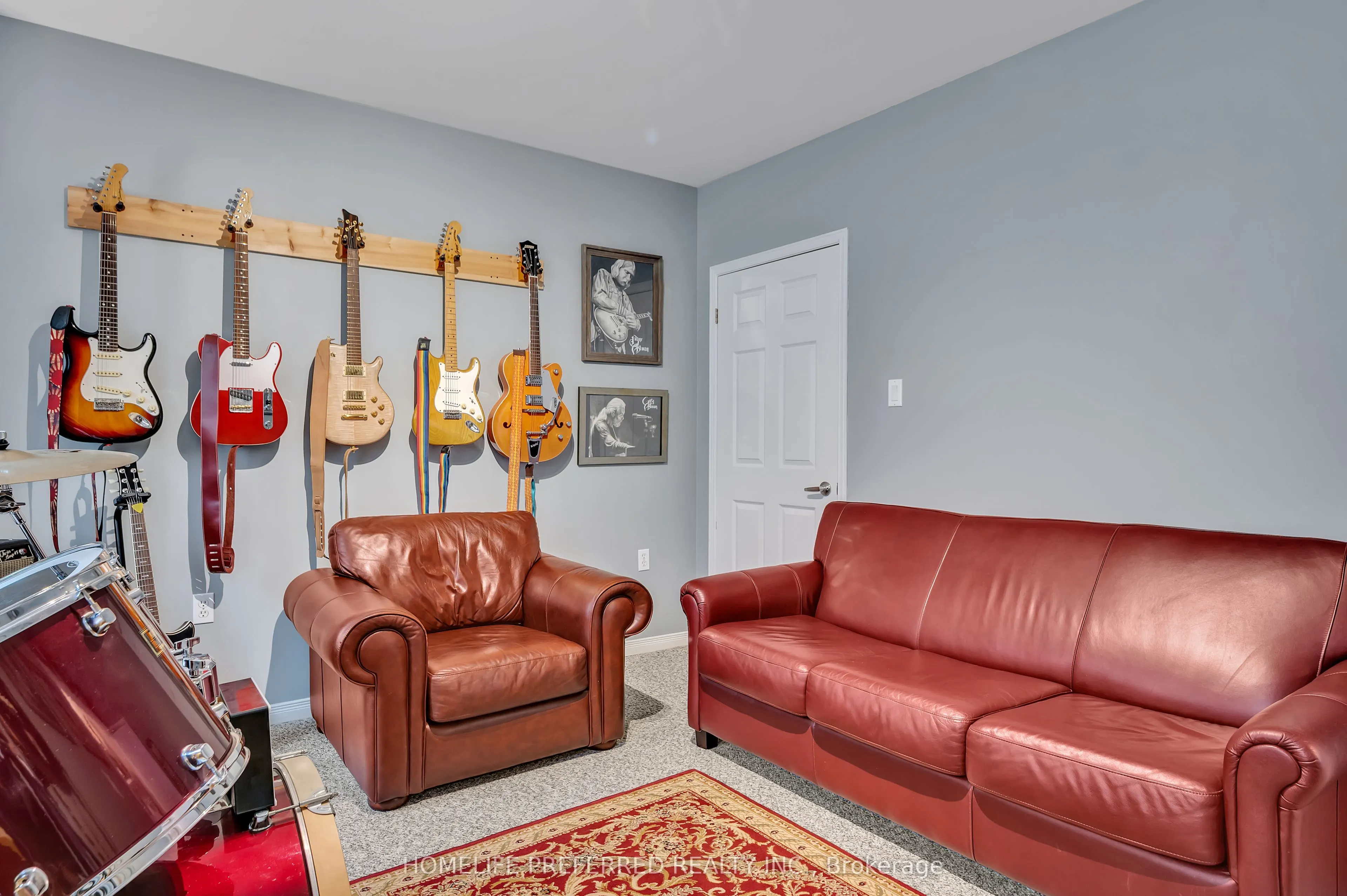 2403 Kennedy Drive