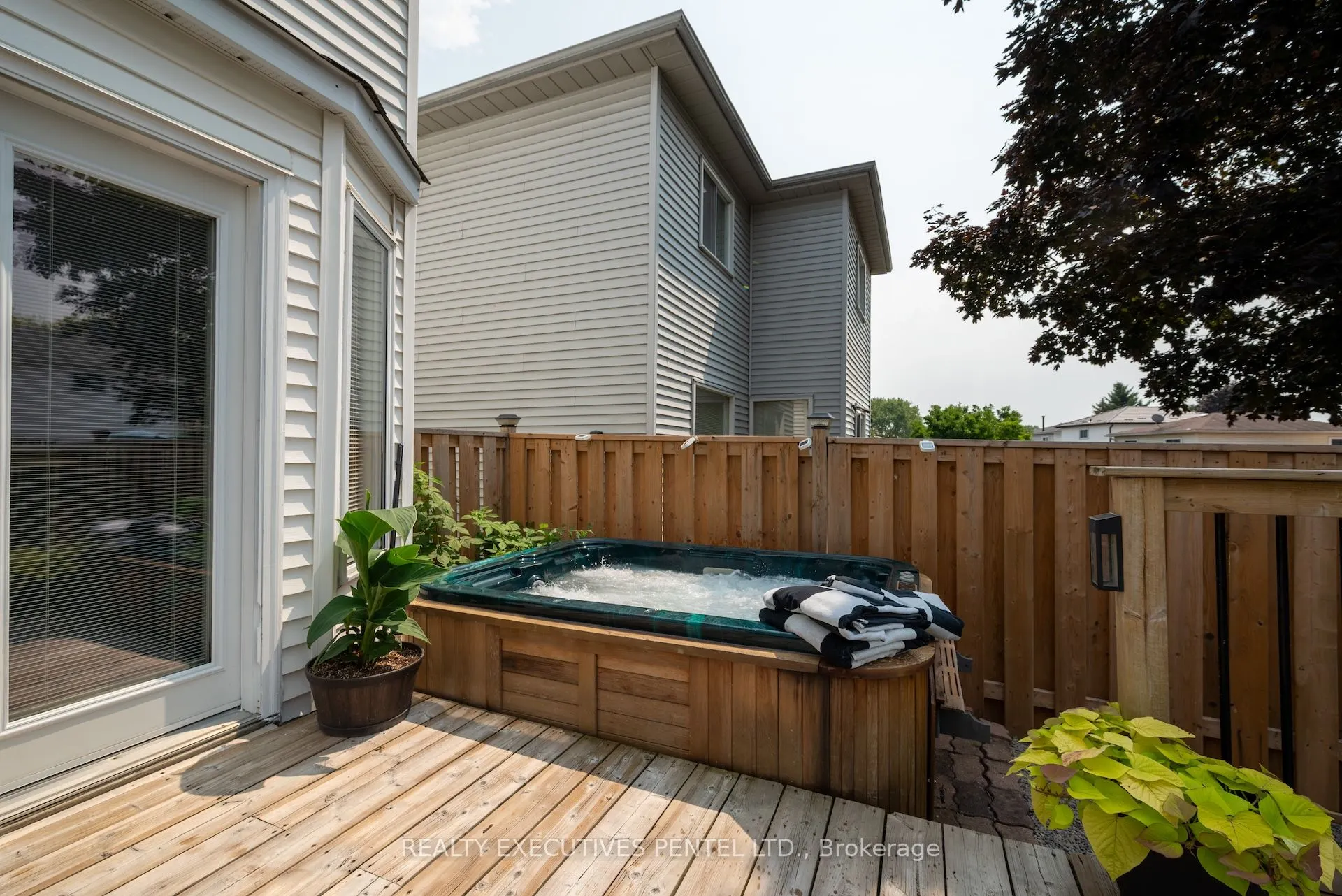 36 Burnham Boulevard