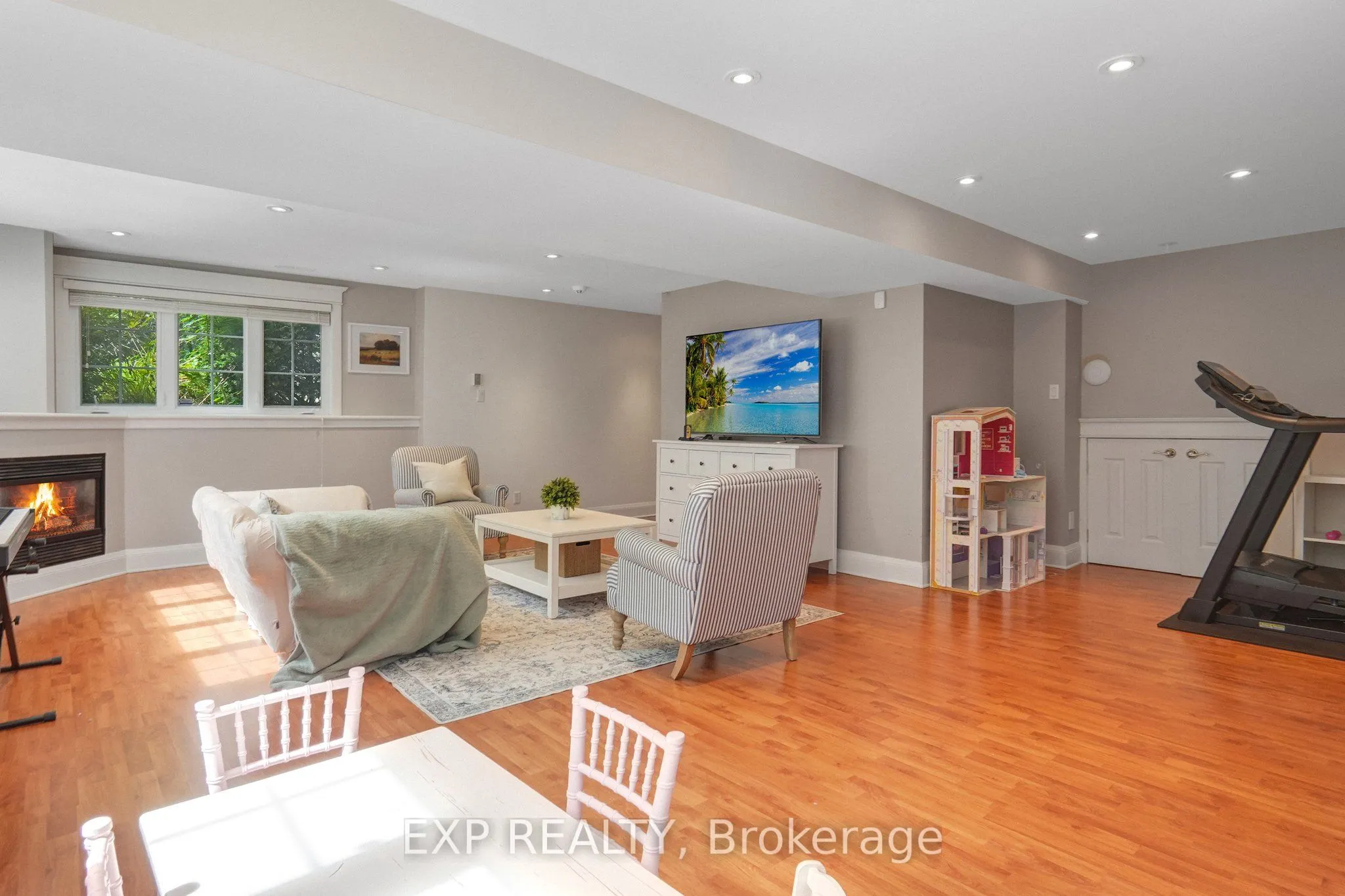 72 DELONG Drive