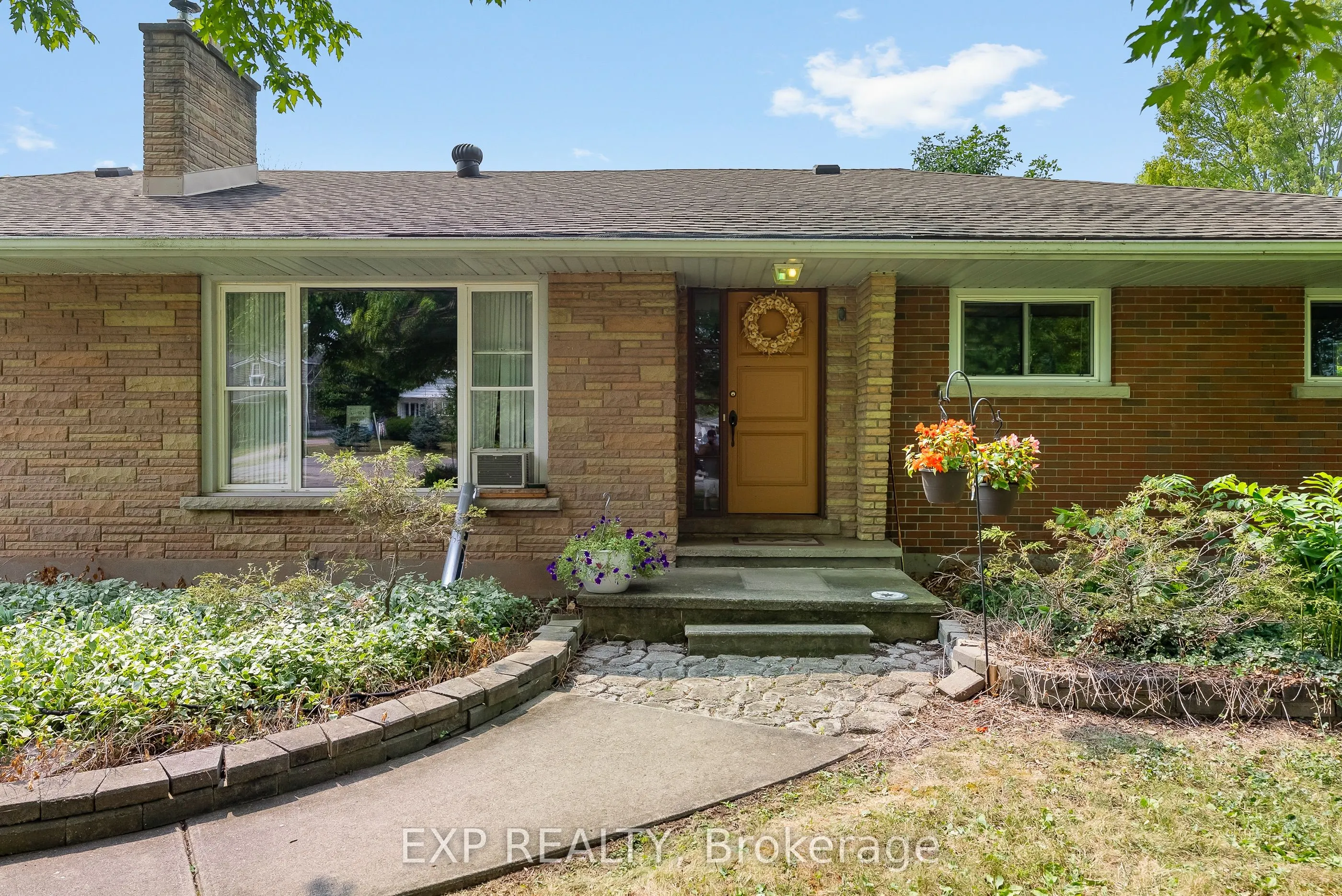 351 Helena Street