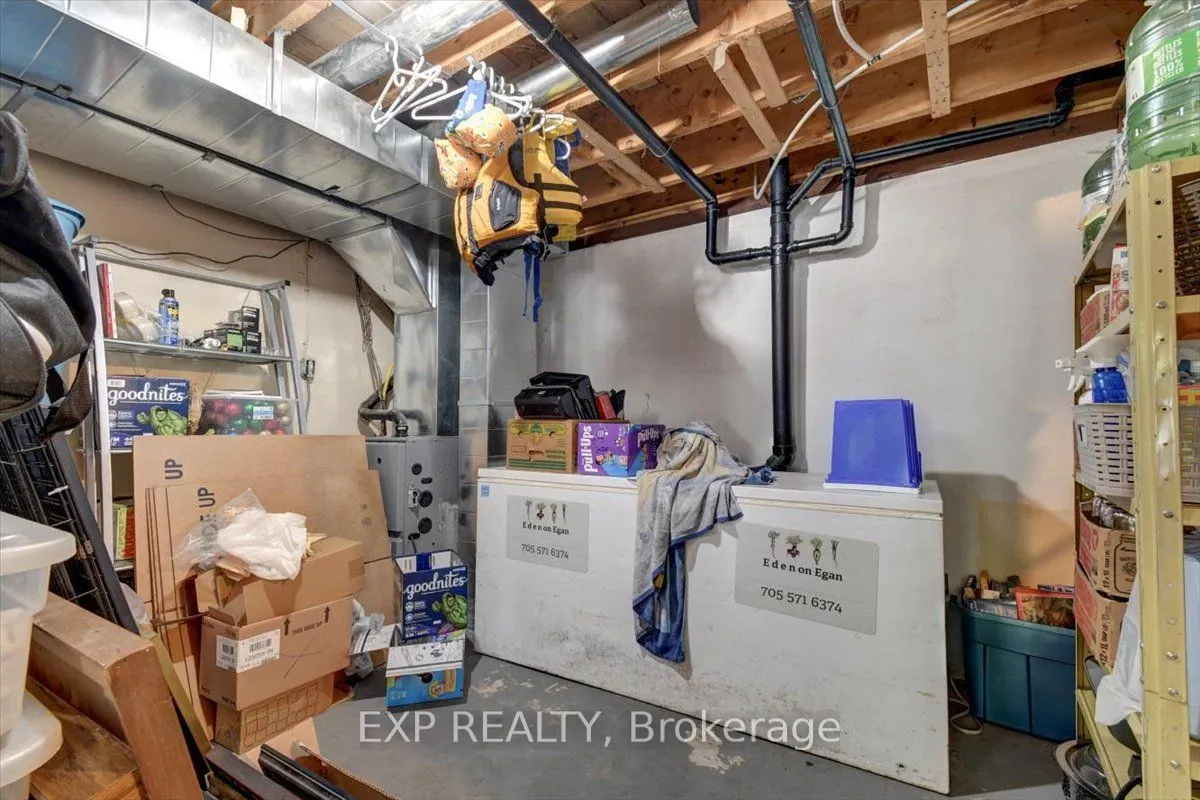 20 Egan Lane