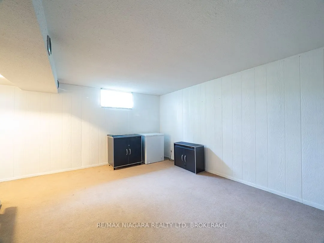 225 Edgar Street
