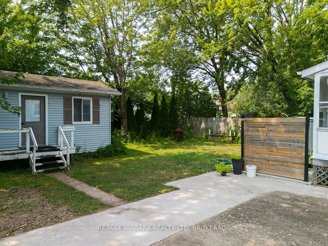 225 Edgar Street