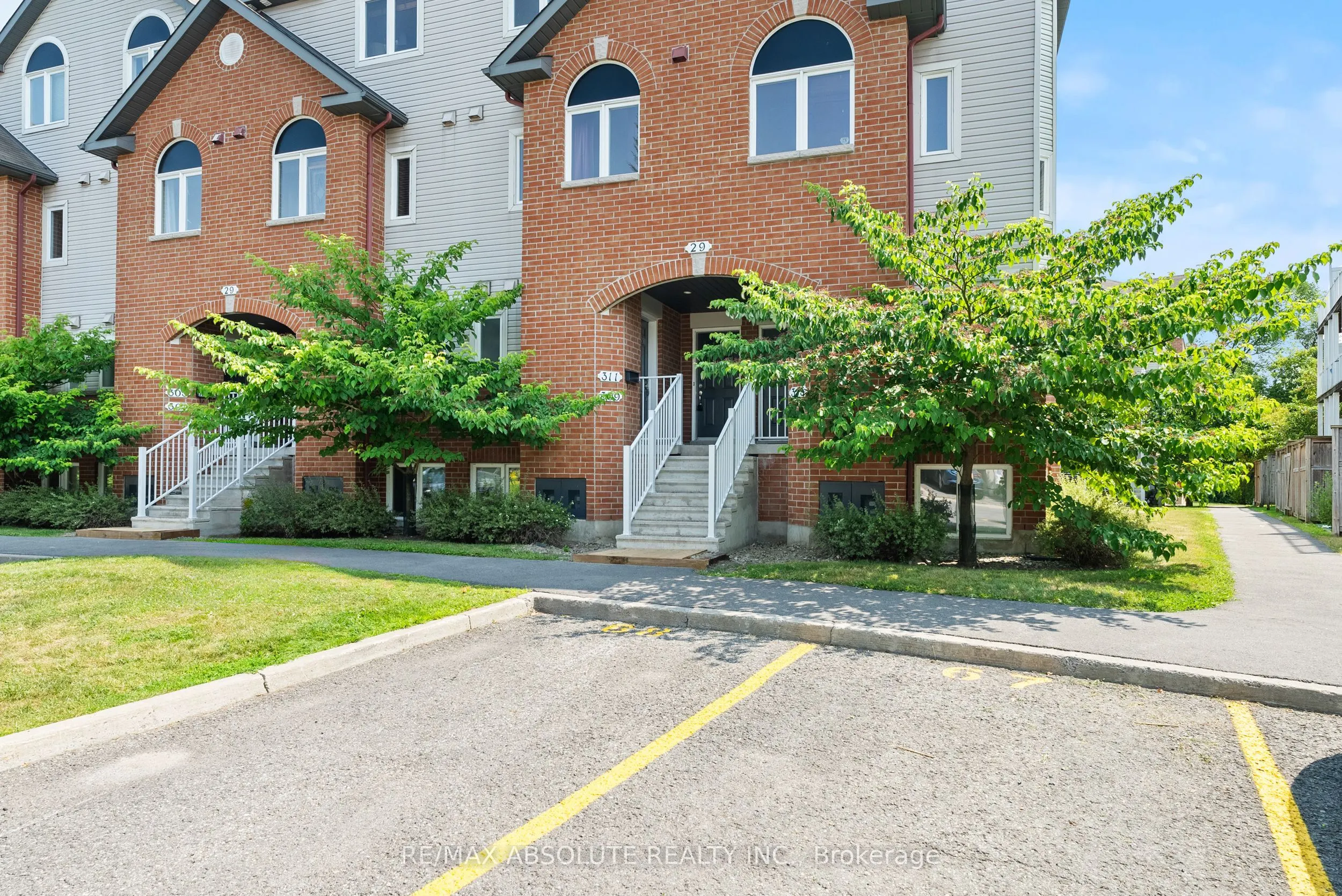 29 Jardin Private, #311