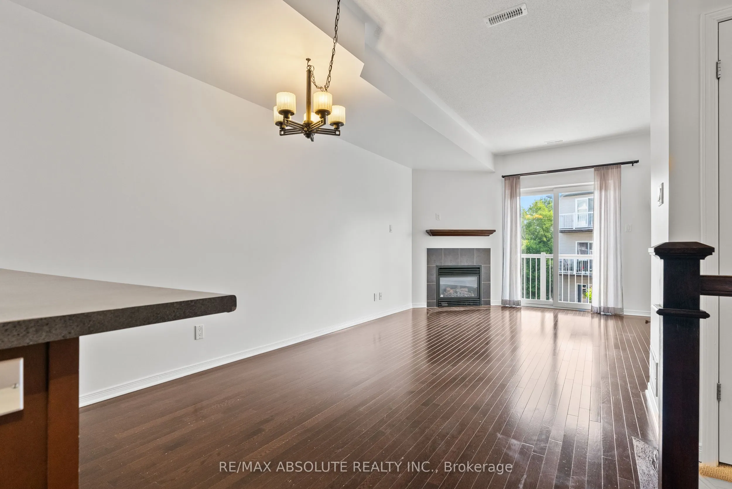 29 Jardin Private, #311