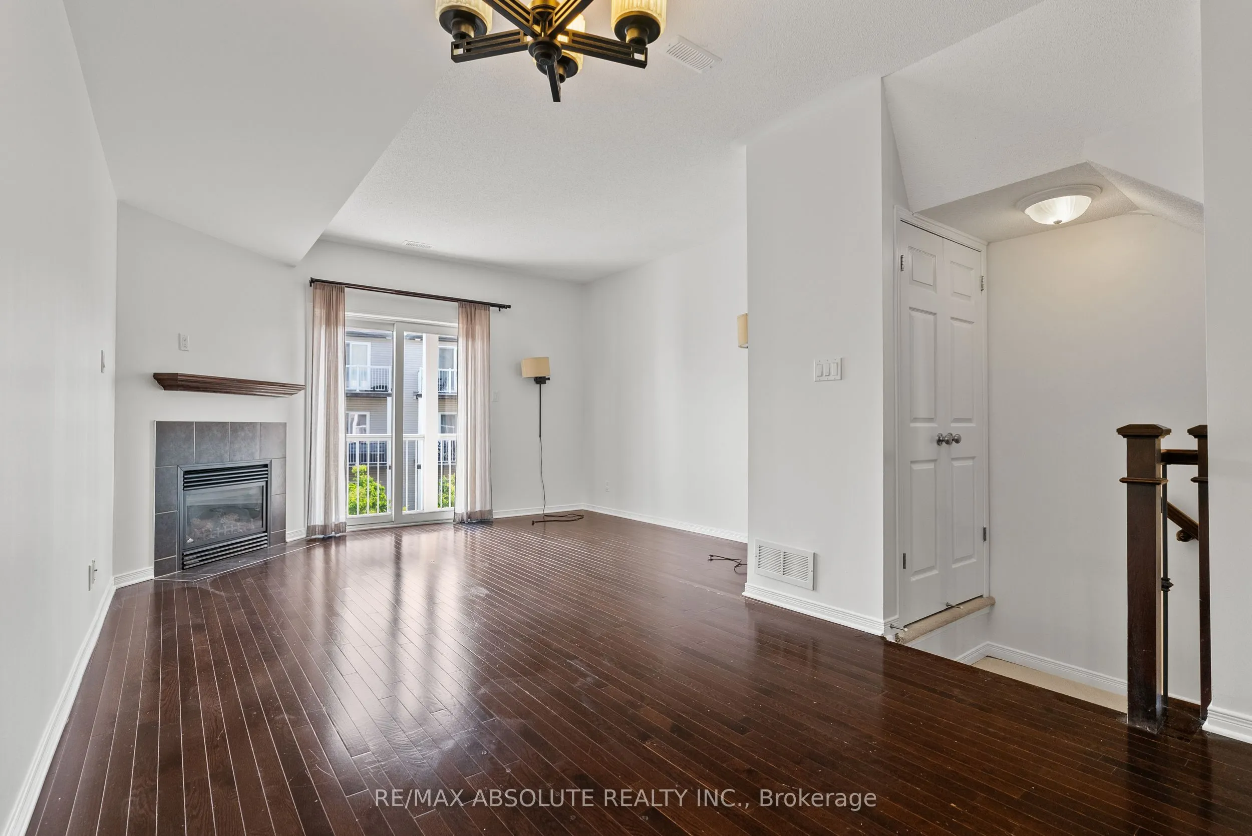 29 Jardin Private, #311