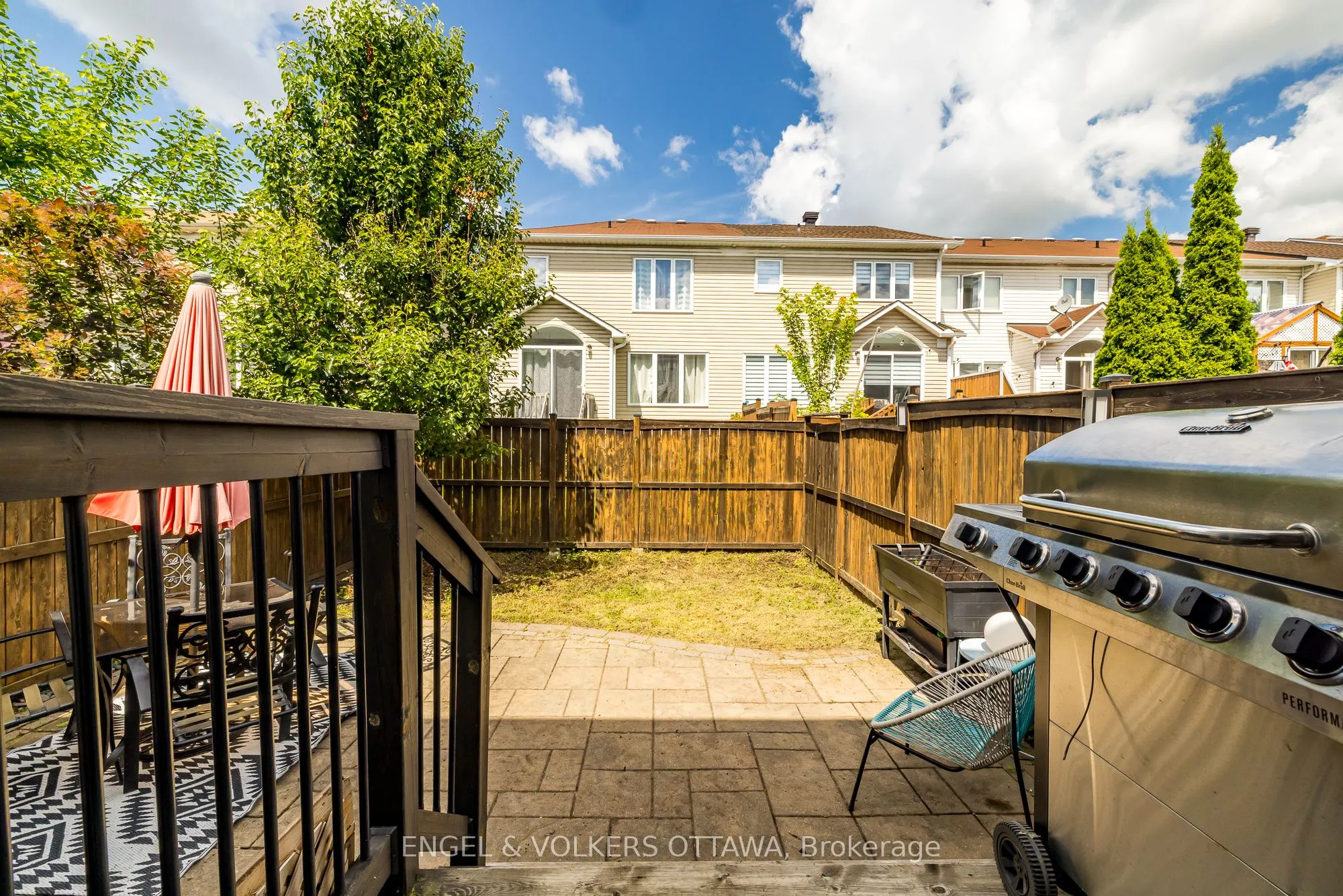 415 Citadel Crescent