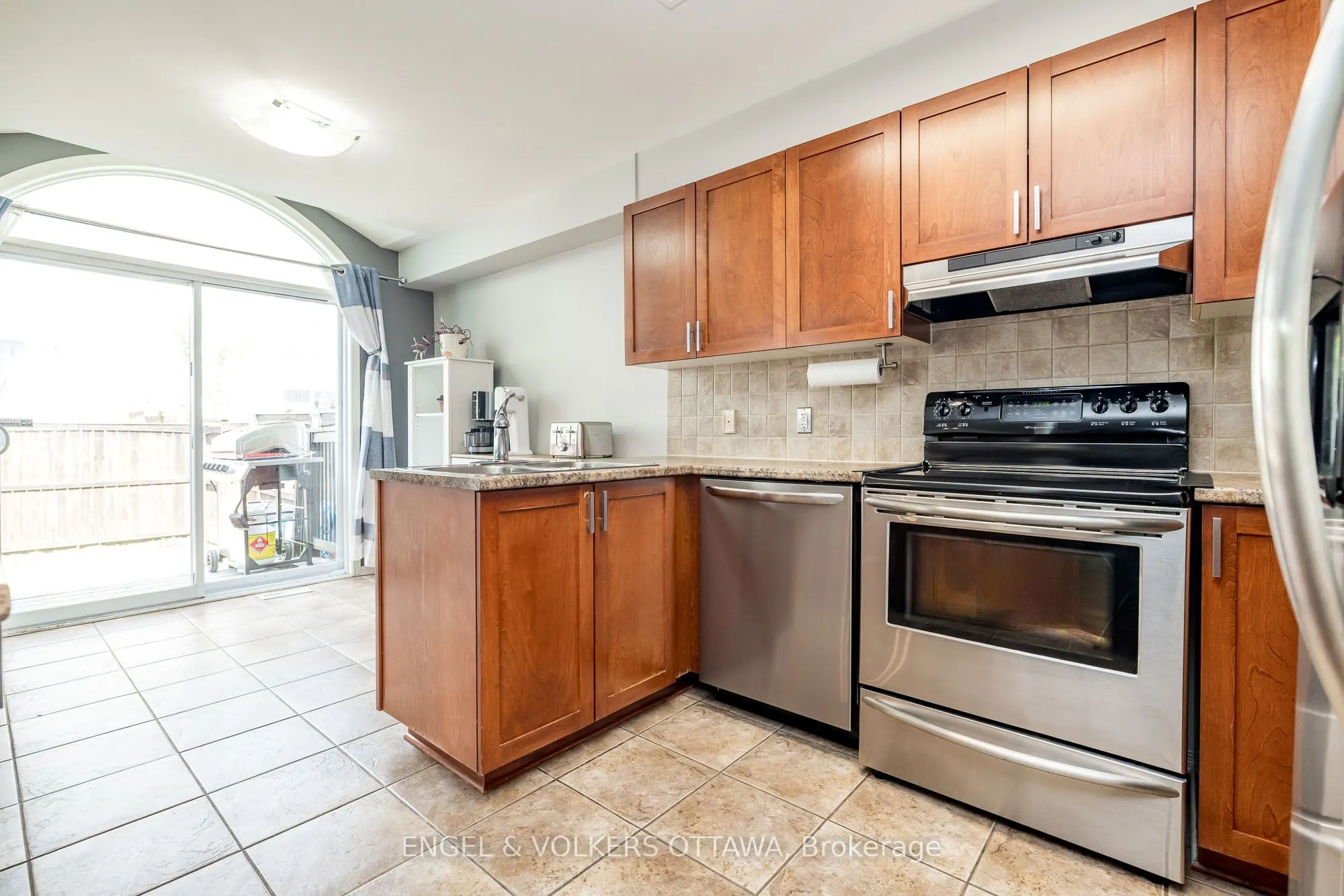 415 Citadel Crescent
