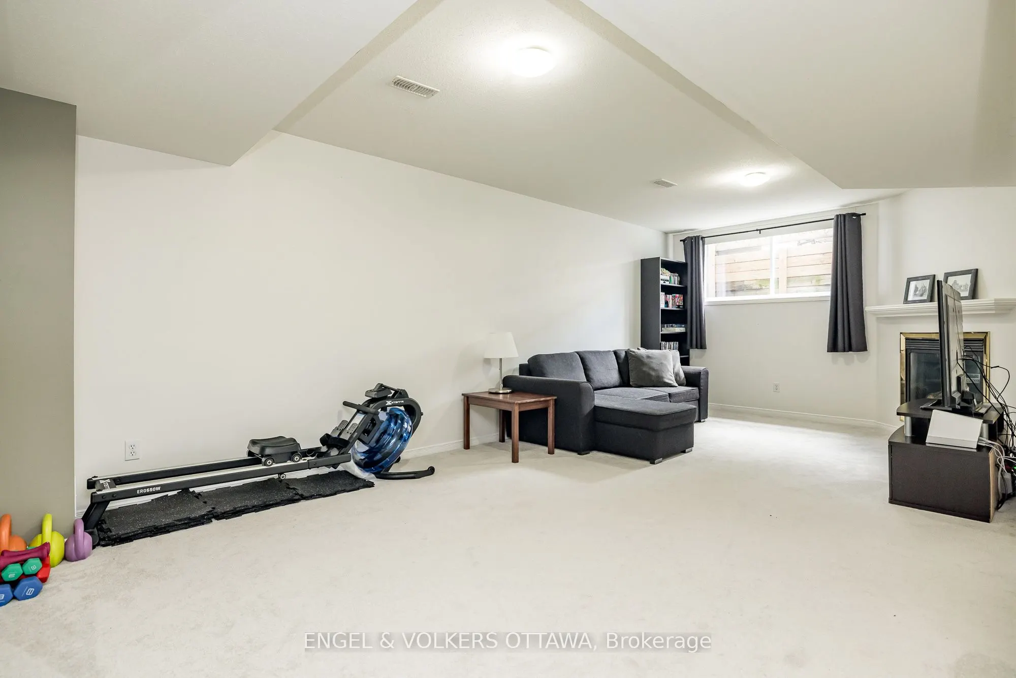 415 Citadel Crescent