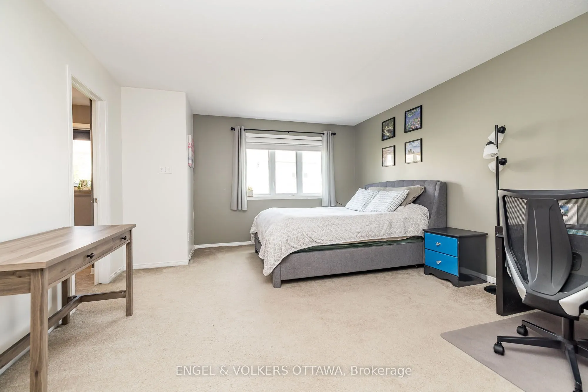 415 Citadel Crescent